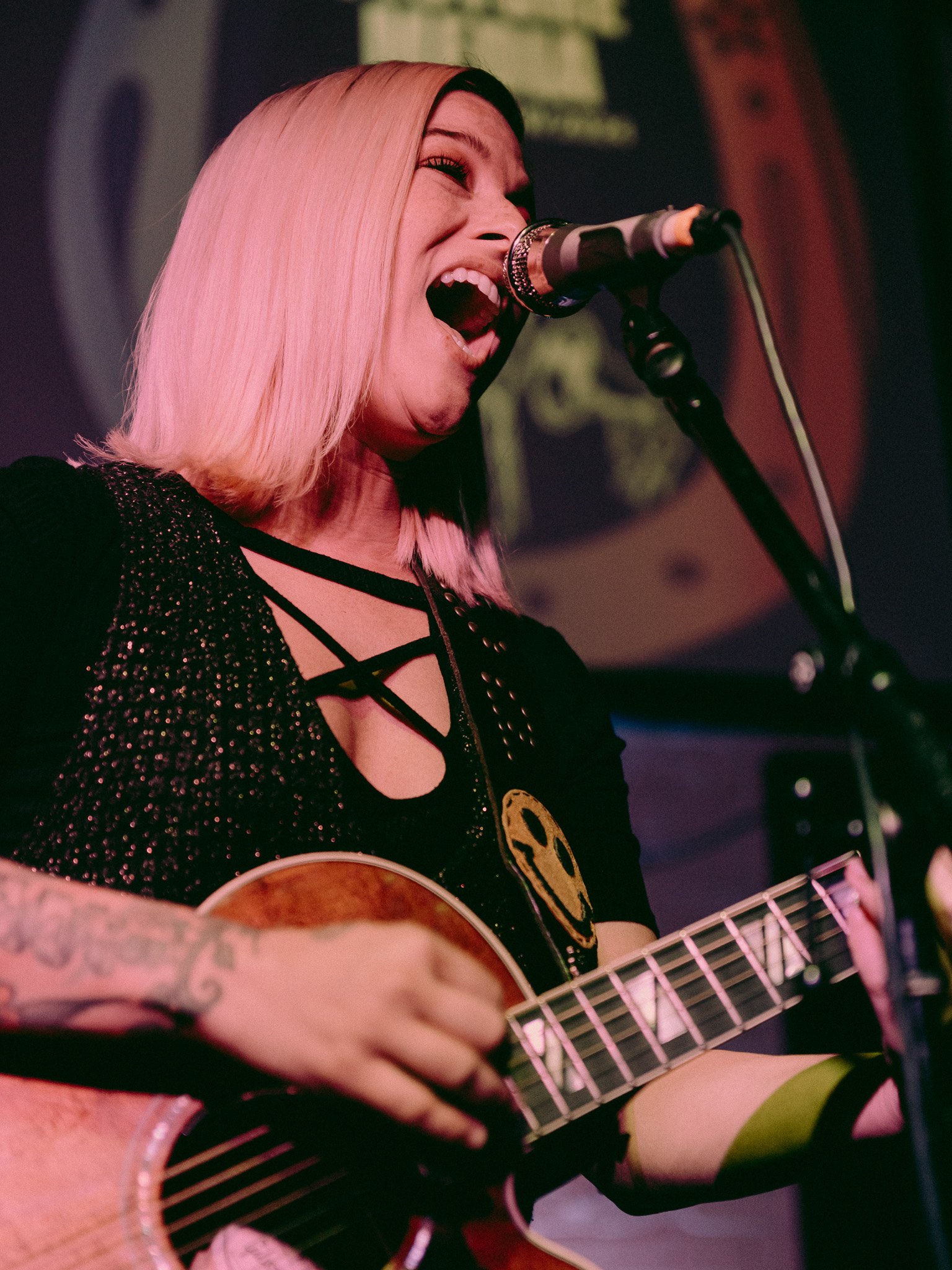  The multi-genre icon Cassadee Pope closes out the night with an acoustic set.    