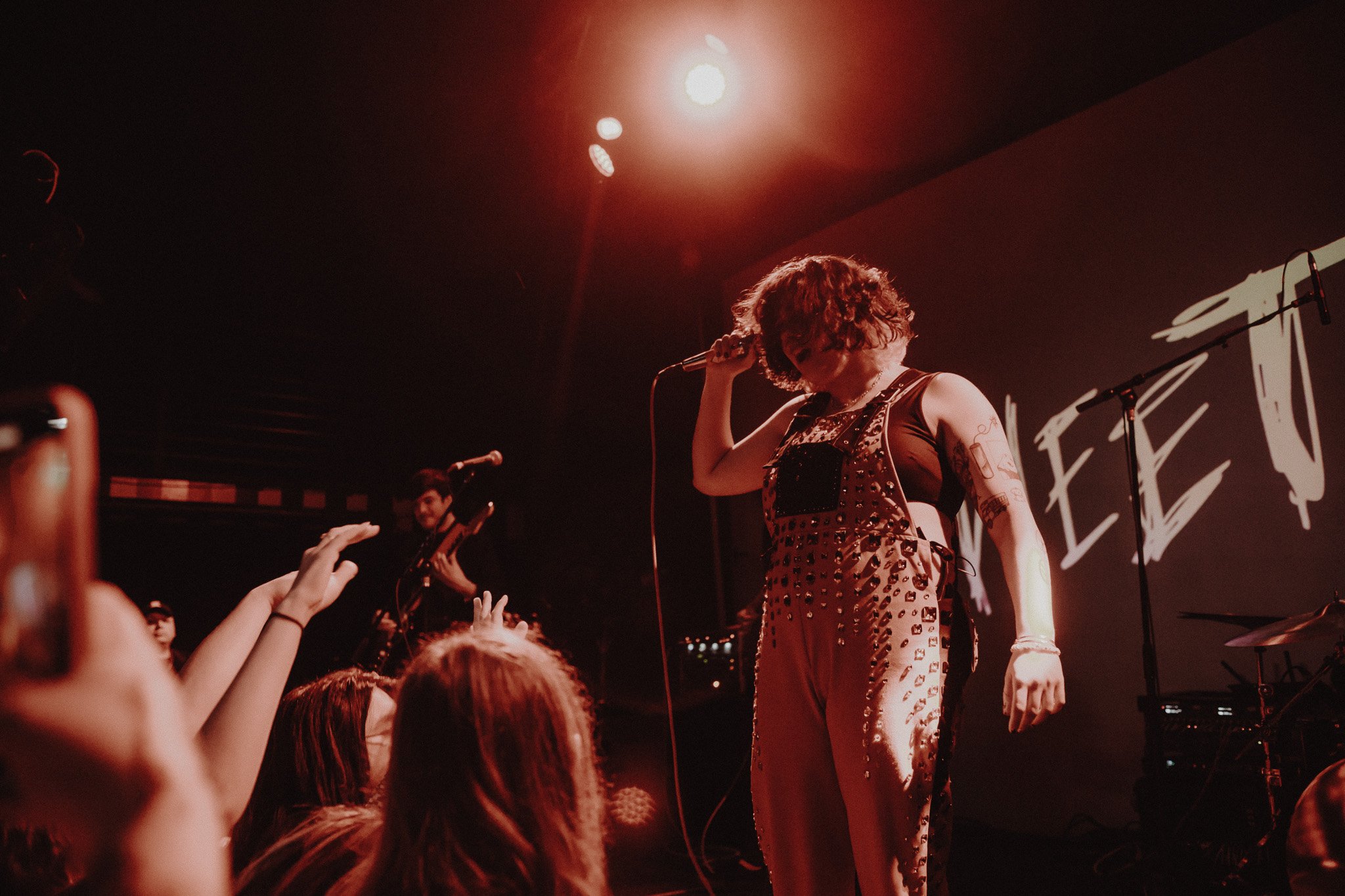  Sweet Pill vocalist and frontwoman Zayna Youssef sings to the cheering crowd. 