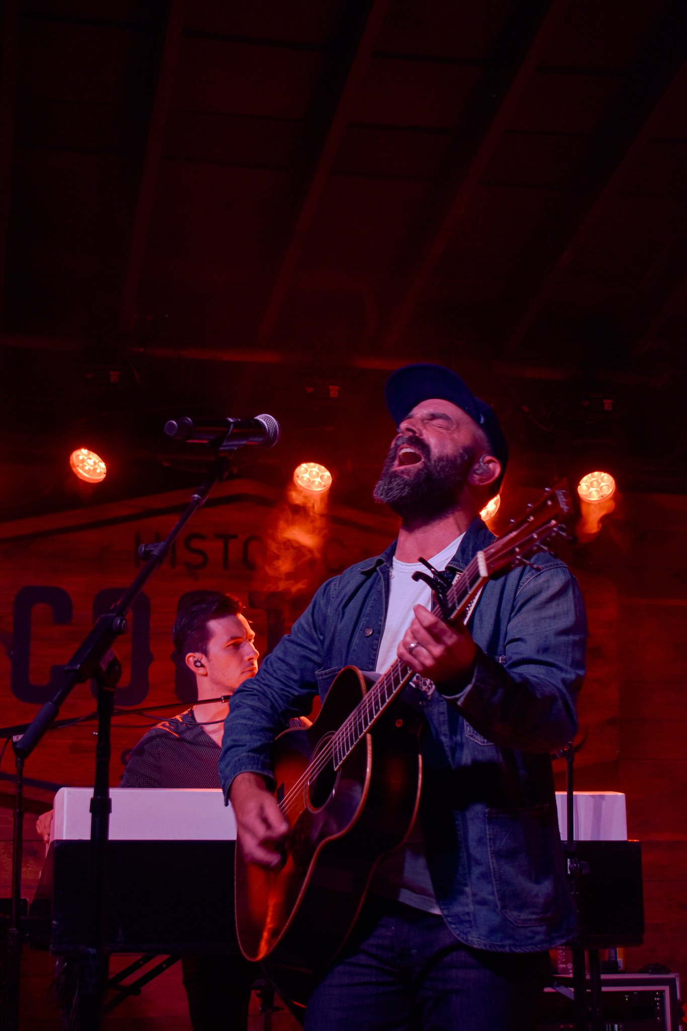  Drew Holcomb &amp; the Neighbors perform “Find Your People” from  Strangers No More . 
