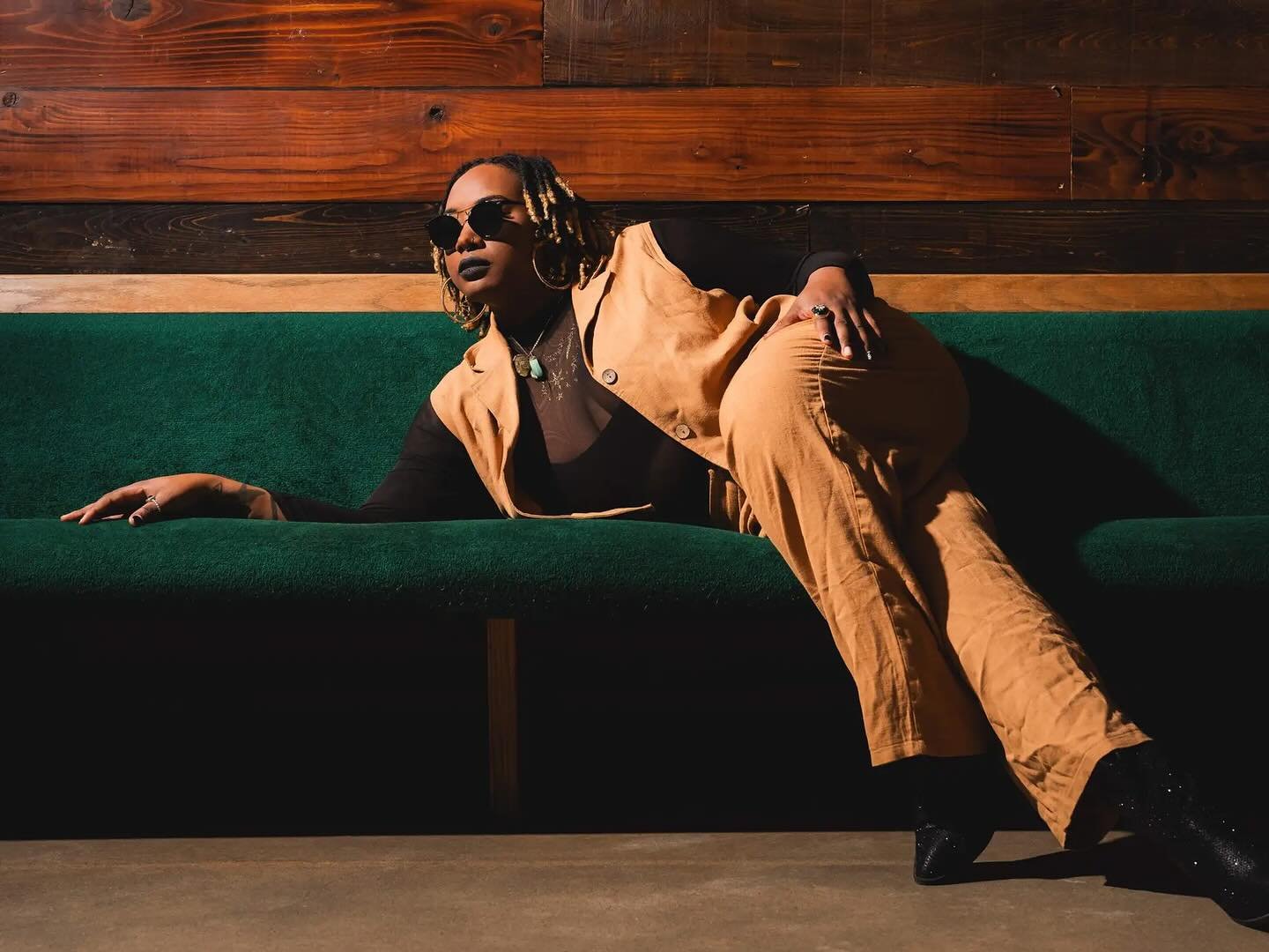 Austin&rsquo;s own @chiefcleopatra sat down with Afterglow to discuss her soul-rock influences and her hopes for her first ACL performance. 🎸🤘Check out our interview recap written by Digital EIC @janiebickerton! 💫