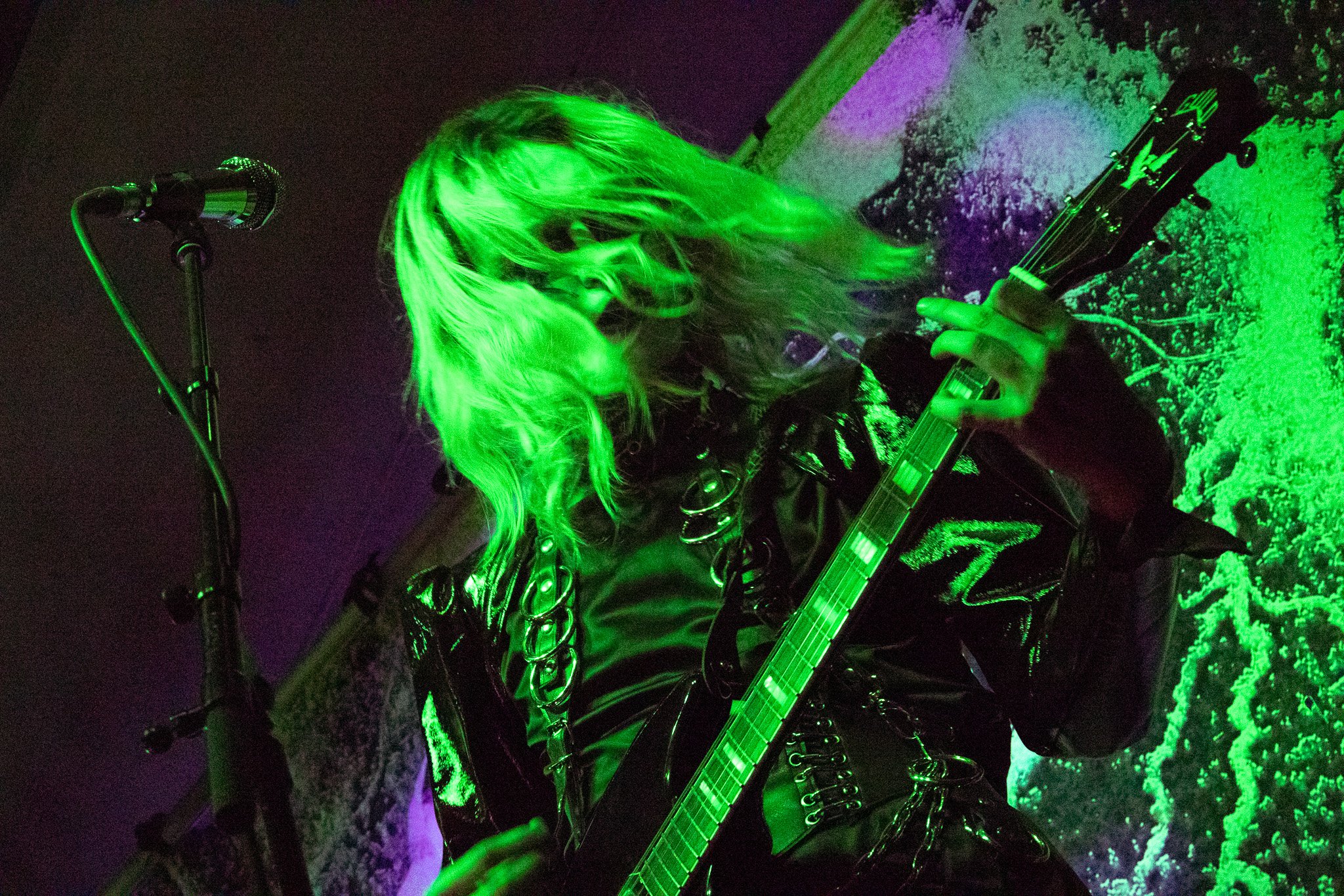 Gothic duo Zetra opens the show with its mix of synth and guitar.