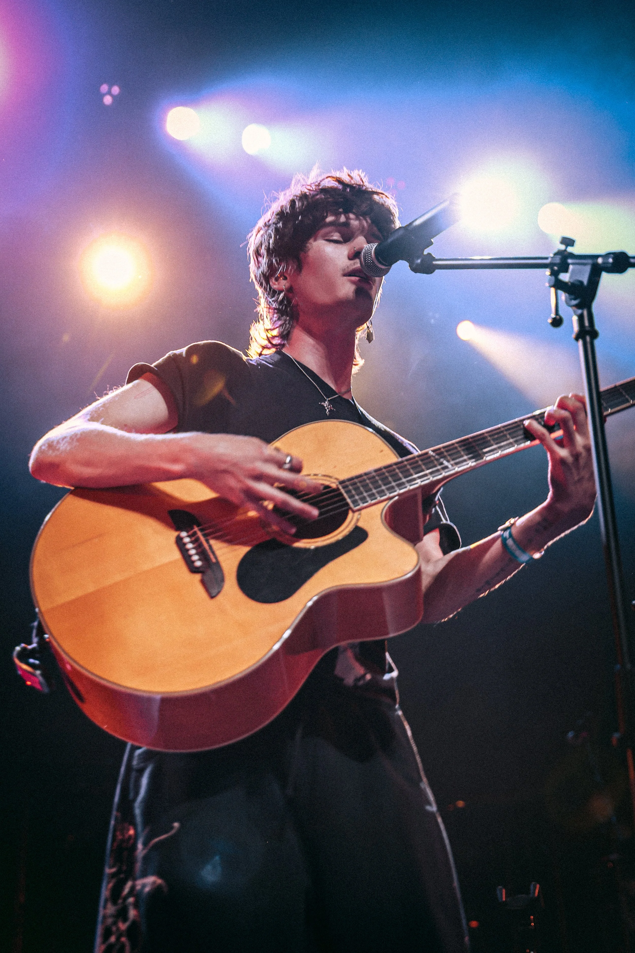  Alternative artist Ryan Hall opens the show with tracks from his most recent project  When You Turned My Summer to Fall . 