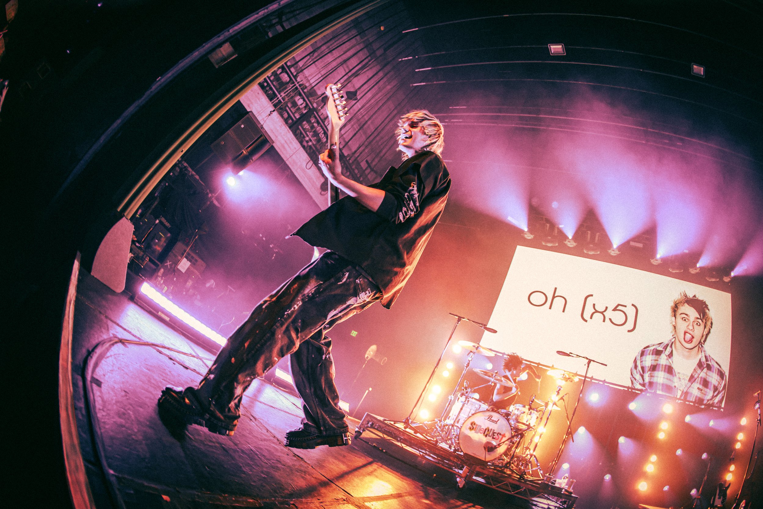  Clifford takes the stage at the Fonda with his debut single “cool.” 