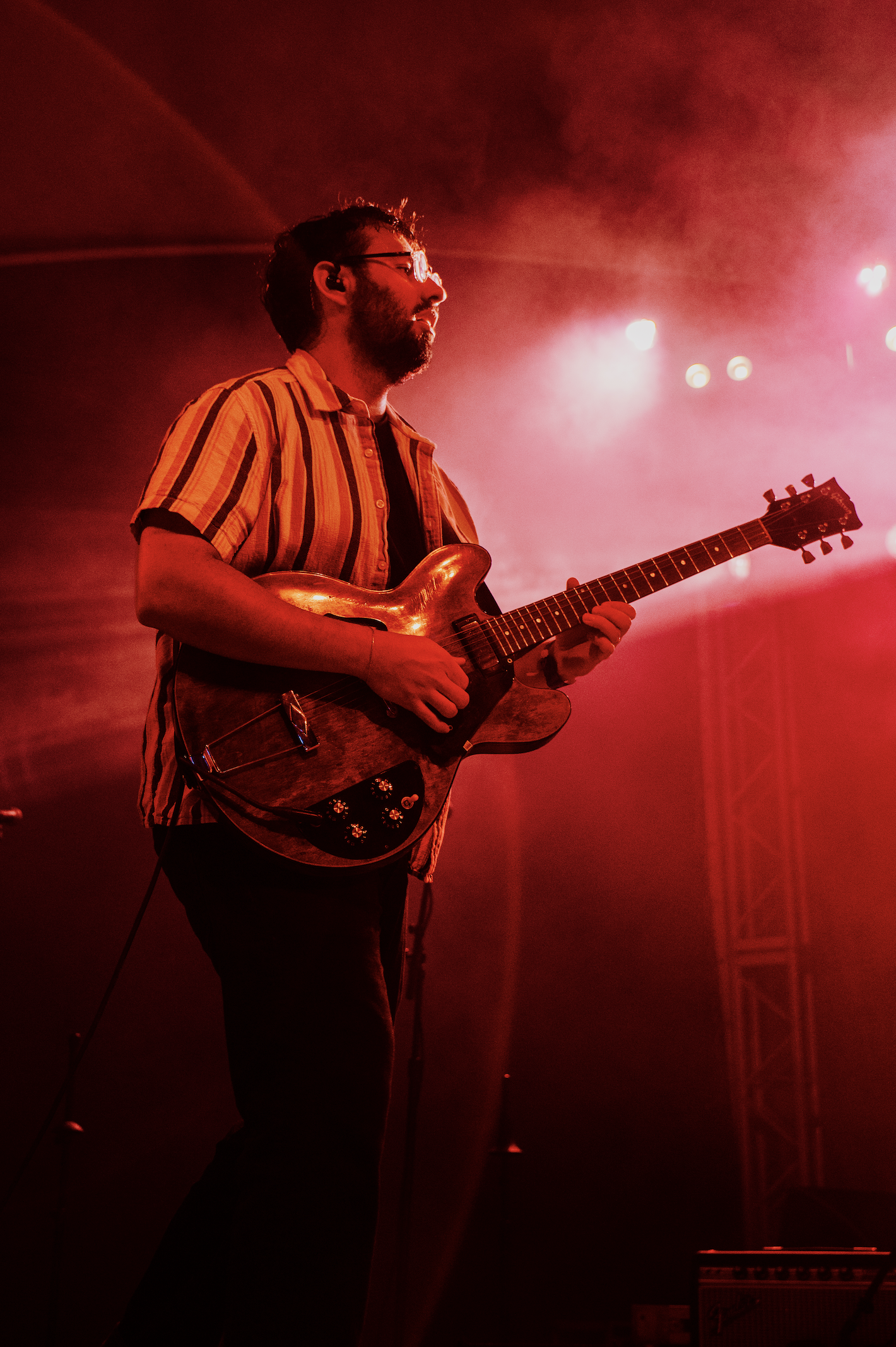 Guitarist and main singer, Max Vehuni performs “belong.”