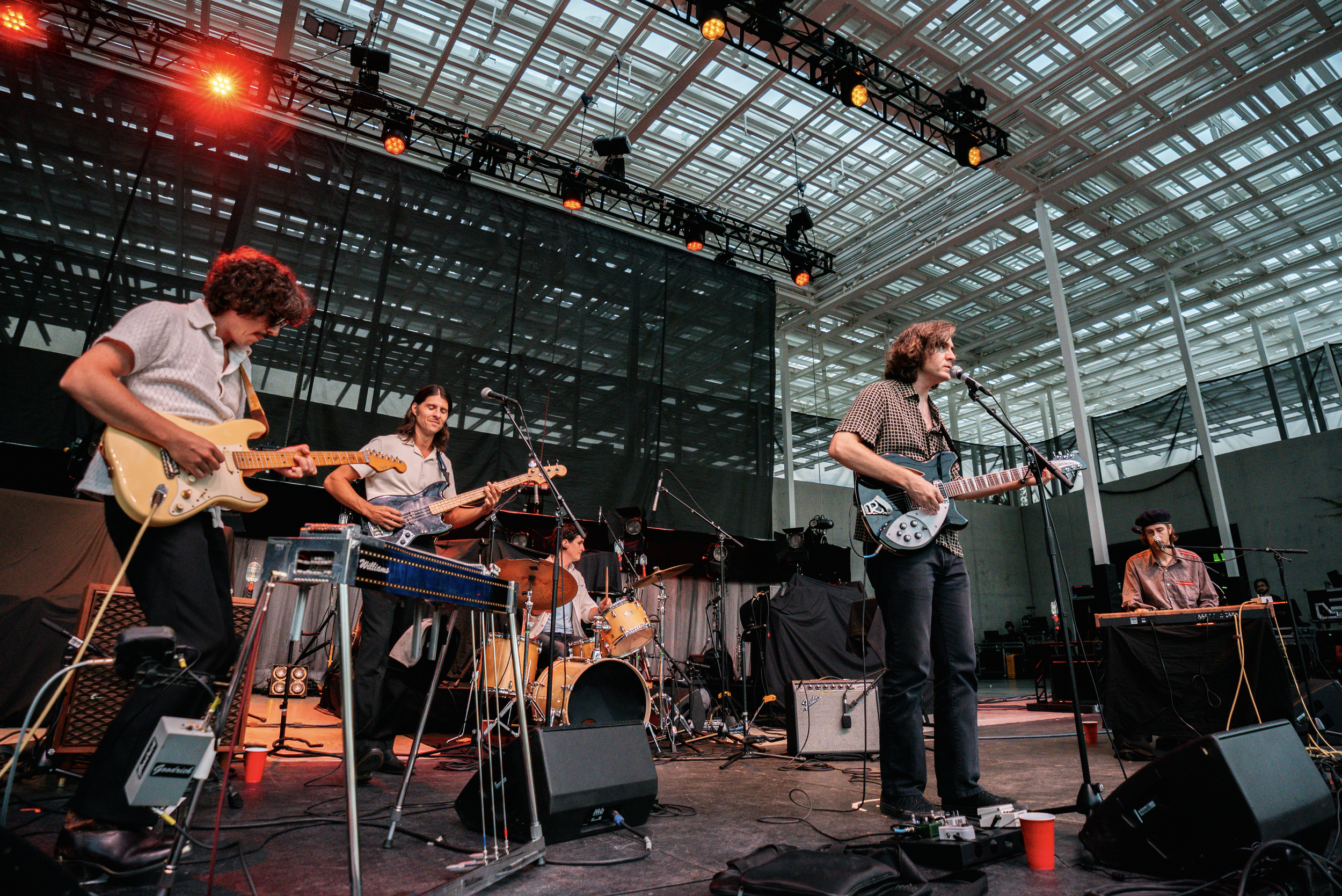 Cut Worms takes the stage at sundown, opening with “Don’t Want To Say Goodbye.”