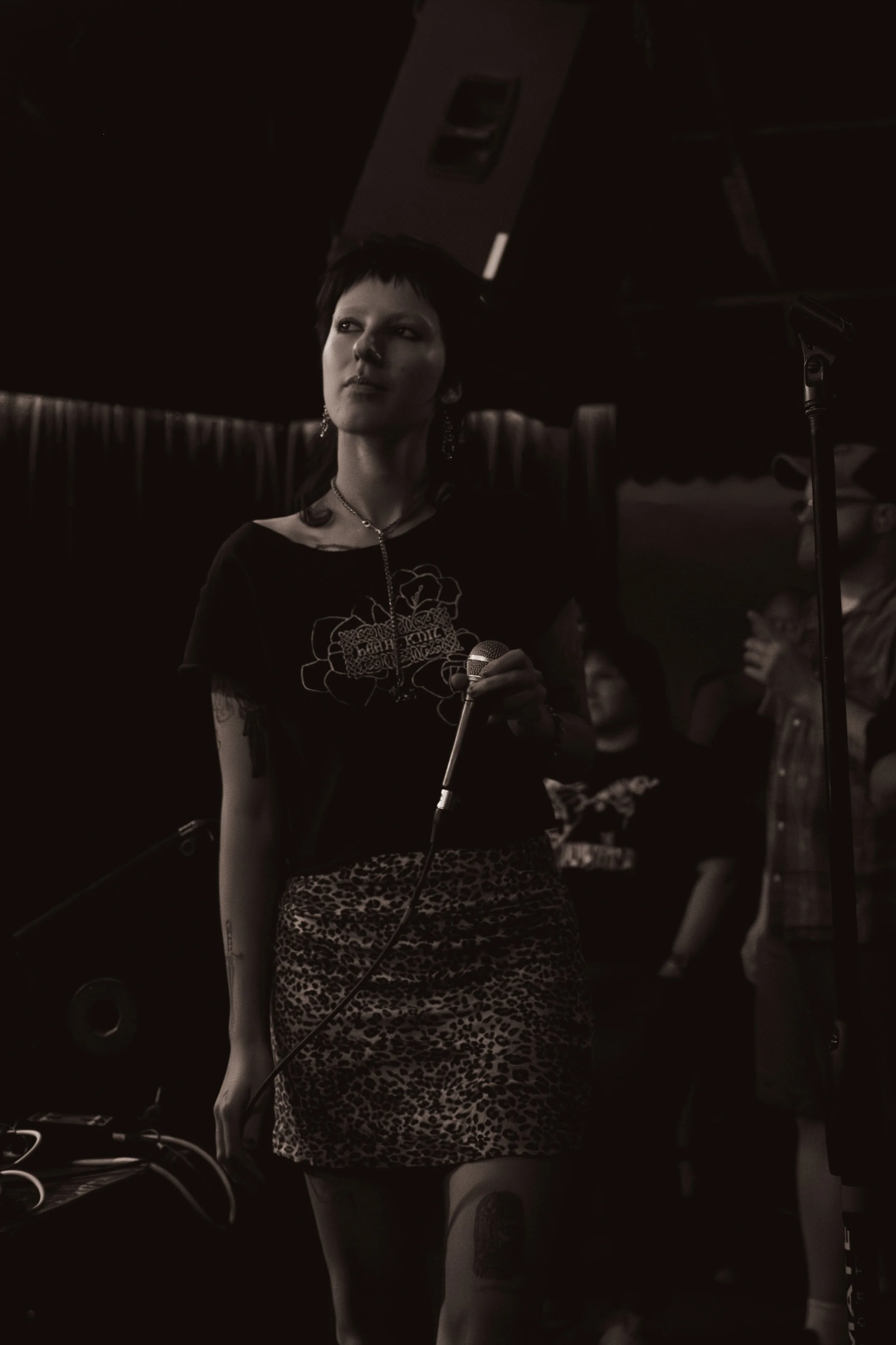 Guiding Light’s Cook performs offstage in the pit, shouting out tunes from the band’s debut EP S/T EP like “Stimmen” and the unreleased “Fear.”