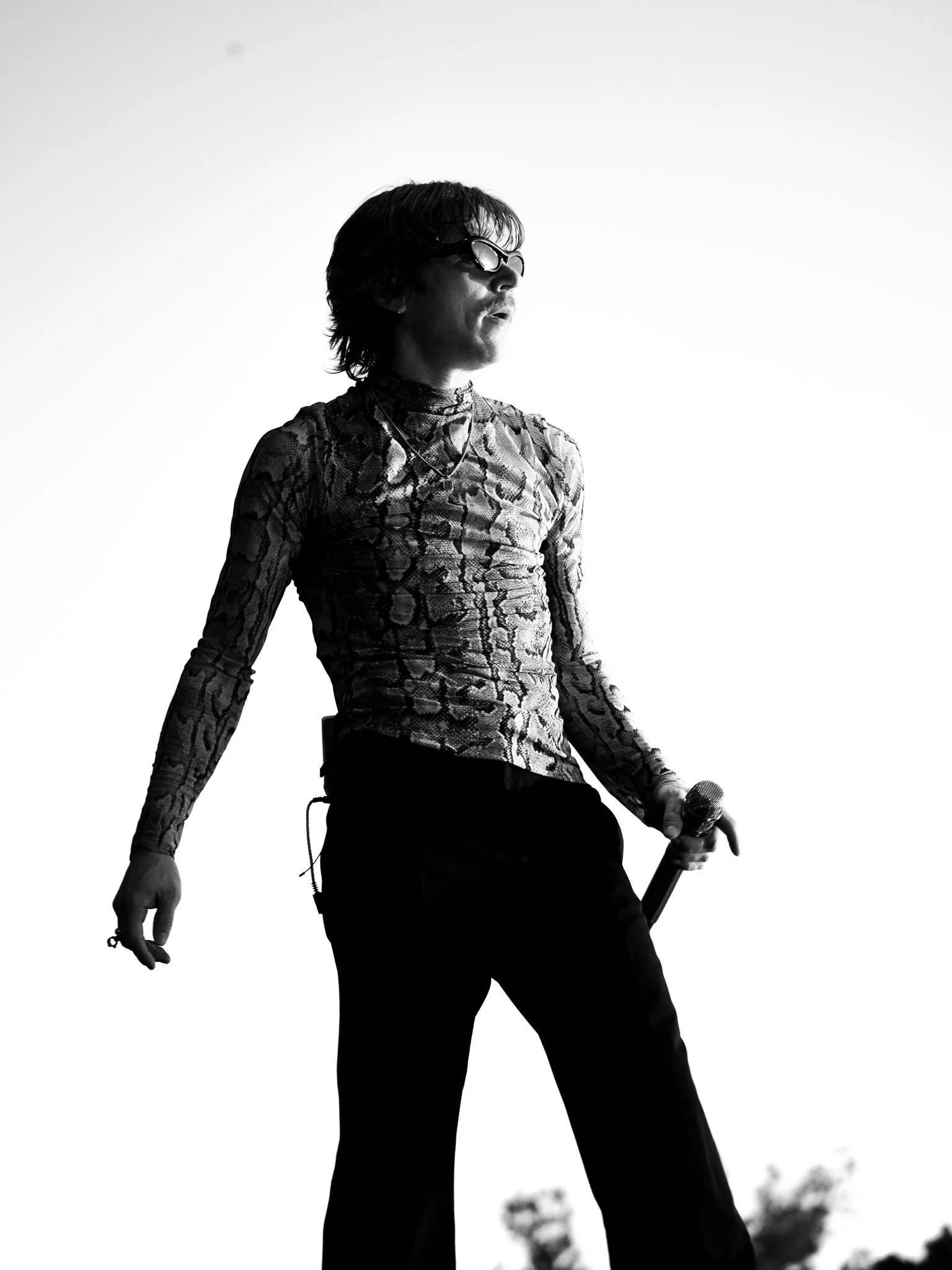 Cage The Elephant performs songs such as “Too Late To Say Goodbye” and “Cold Cold Cold” from its 2015 album Tell Me I’m Pretty .