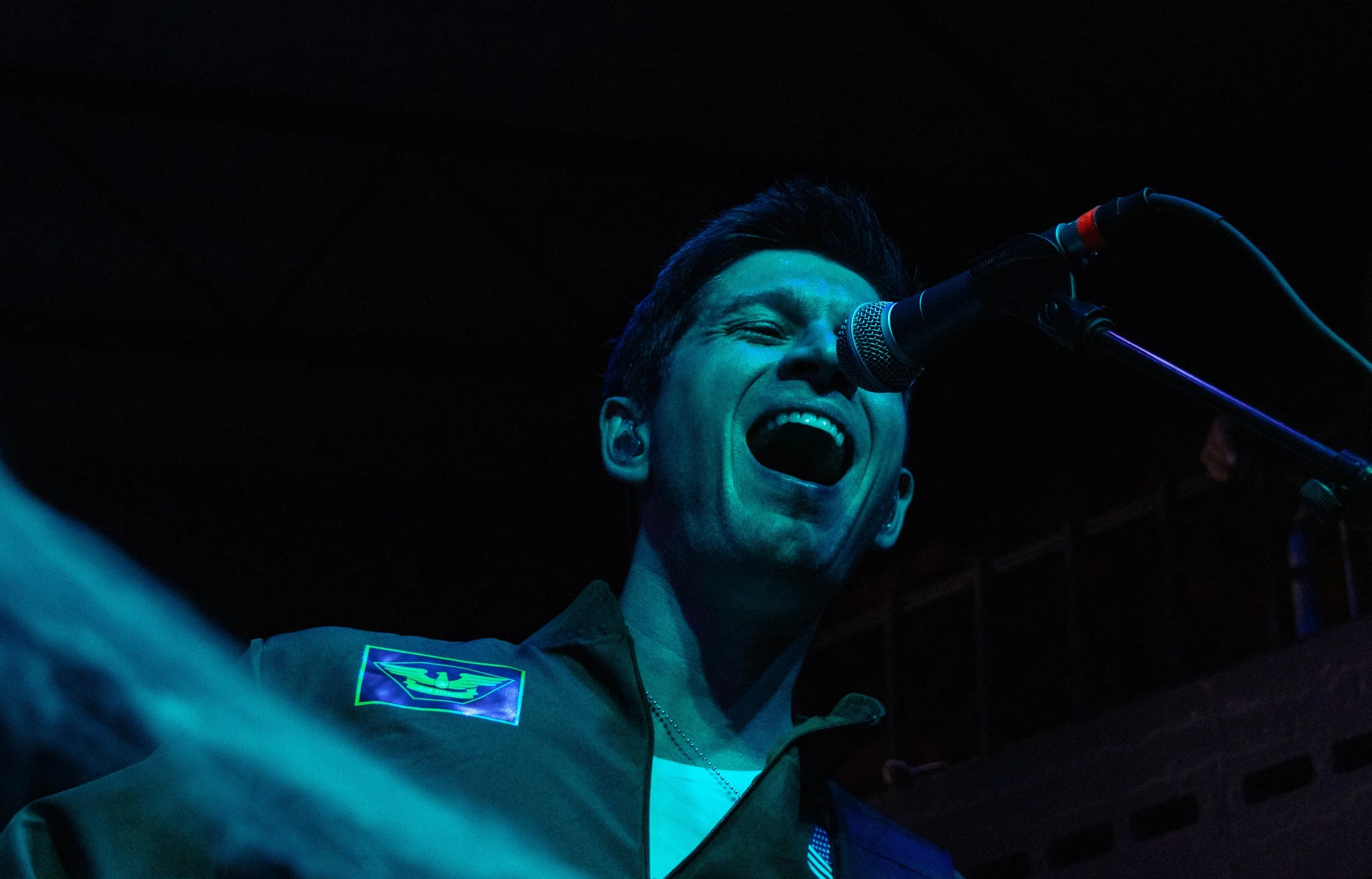  Cairns adds lead belting vocals during “The Kill”&nbsp; by Thirty Seconds to Mars. 