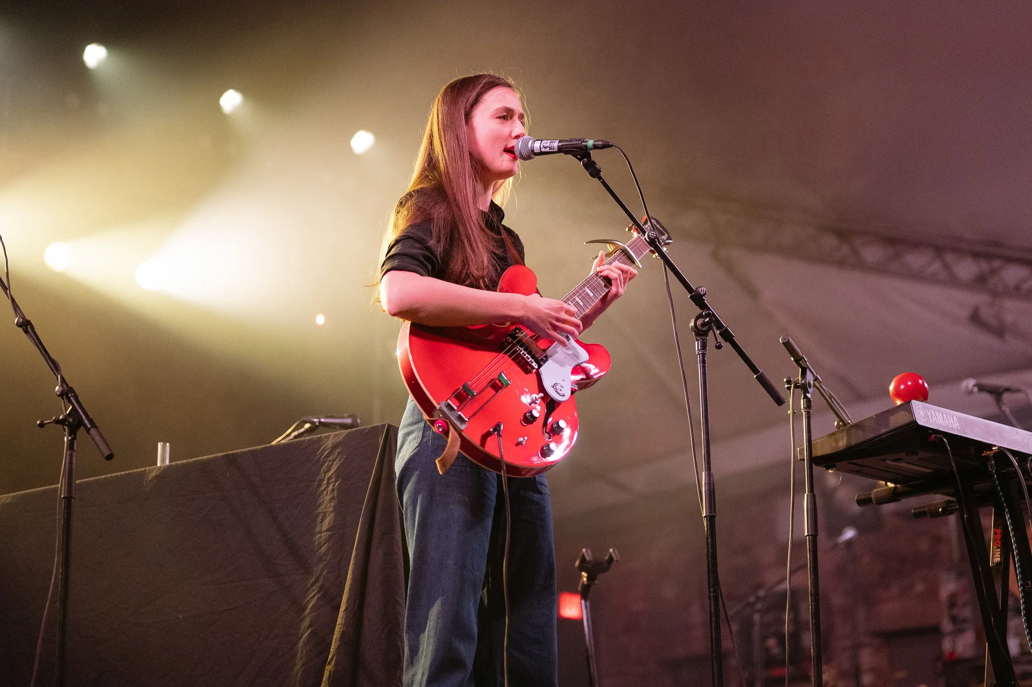  Sophie May charms the crowd on guitar and vocals while performing “Brian Cox.” 