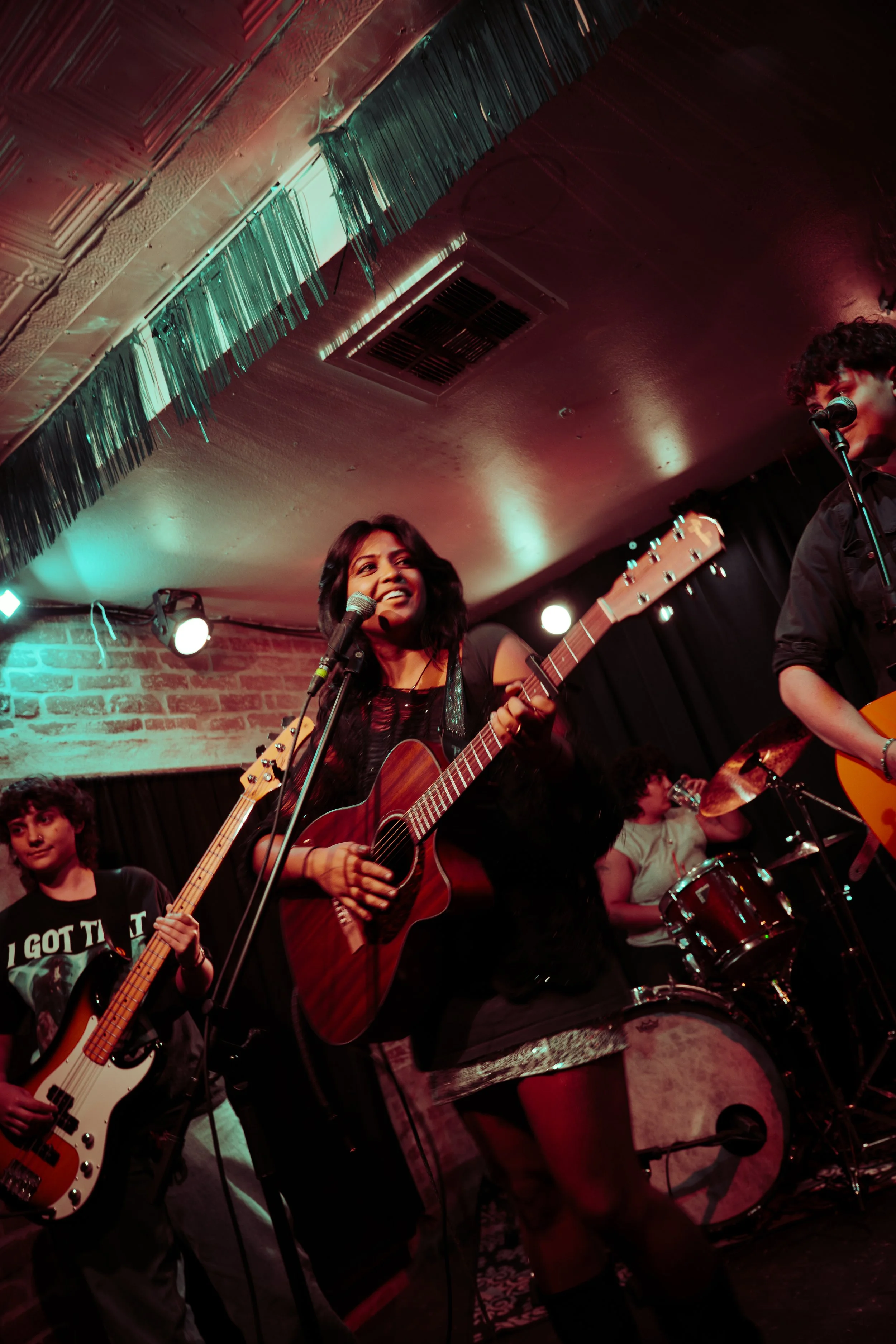  &nbsp;Sriyam and her band kick off their set at Afterglow’s Fall 2025 concert at Austin’s Chess Club.  Photo by Mckenna Sefick   