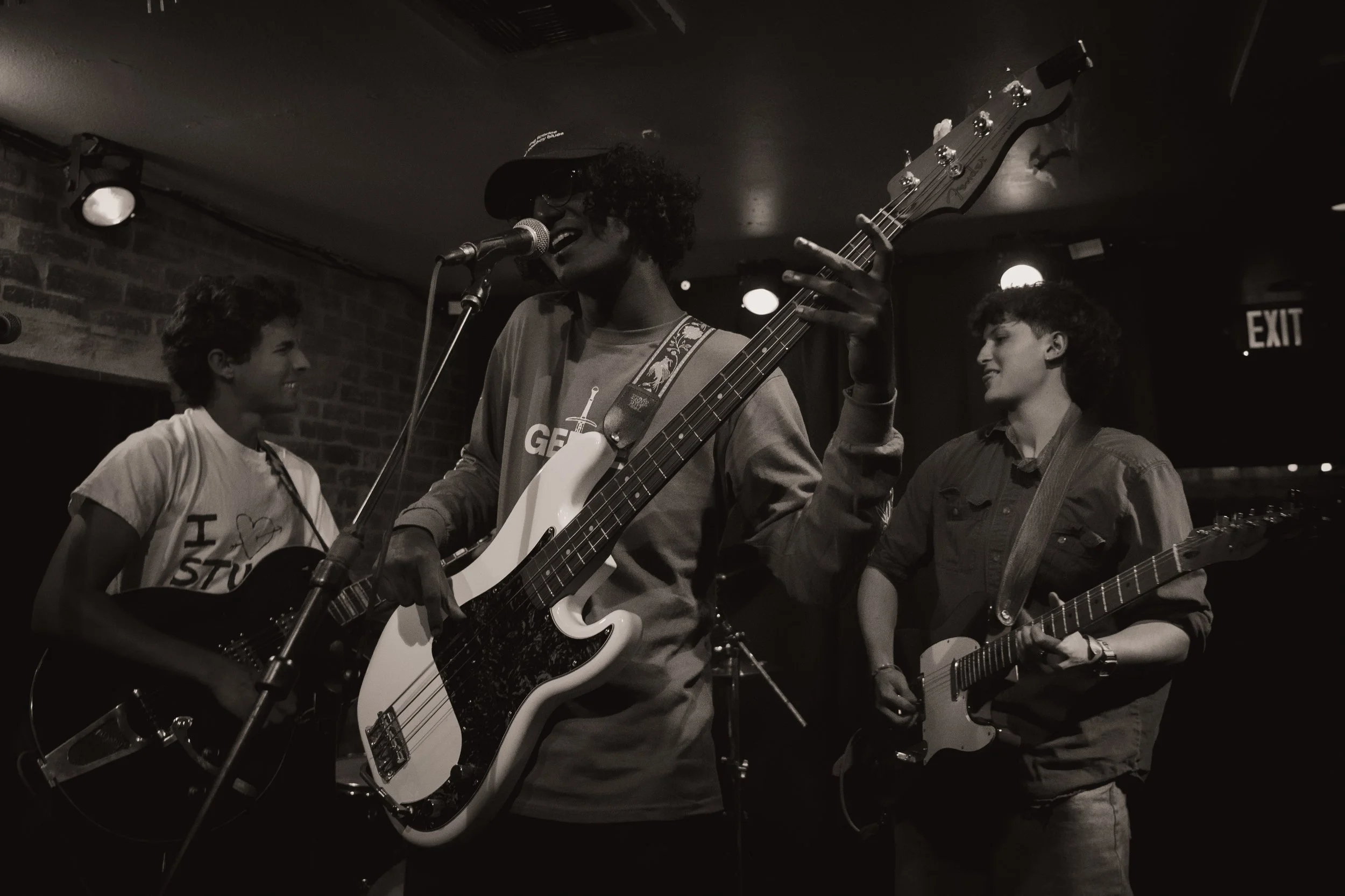  Indie-pop quartet Study Break performs “Picturesque” from its 2025 debut EP  Eastern Approaches. Photo by Charlotte Keene  