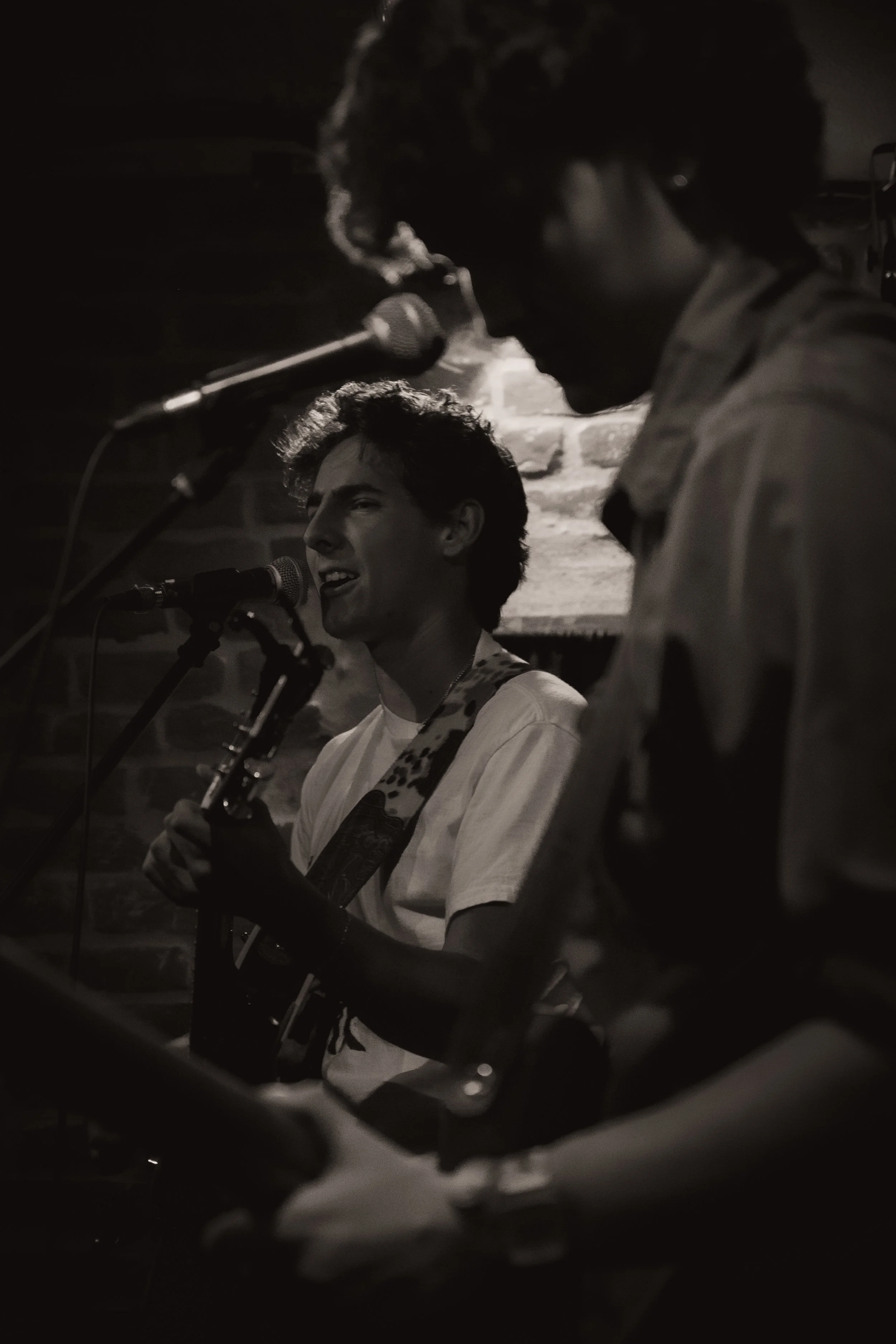  Max Kinser sings during Study Break’s first live performance of “Drive,” a single from the&nbsp;  Eastern Approaches .  Photo by Charlotte Keene  