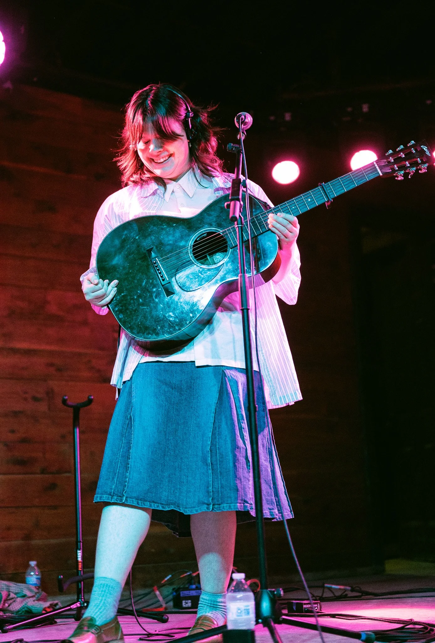  Smiles are seen across Leith Ross and their band’s faces during their sweet performance of “Stay.” 