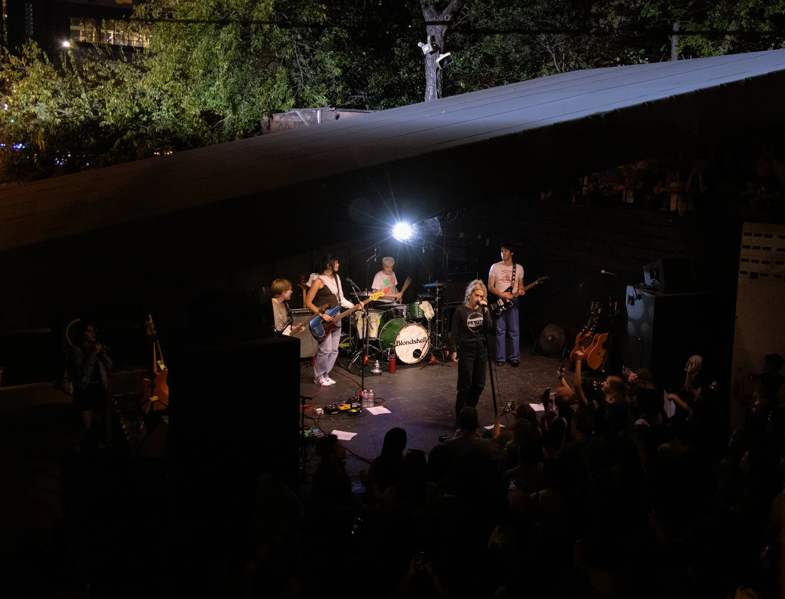  Blondshell performs “Sepsis” to a large crowd at Mohawk Austin. 