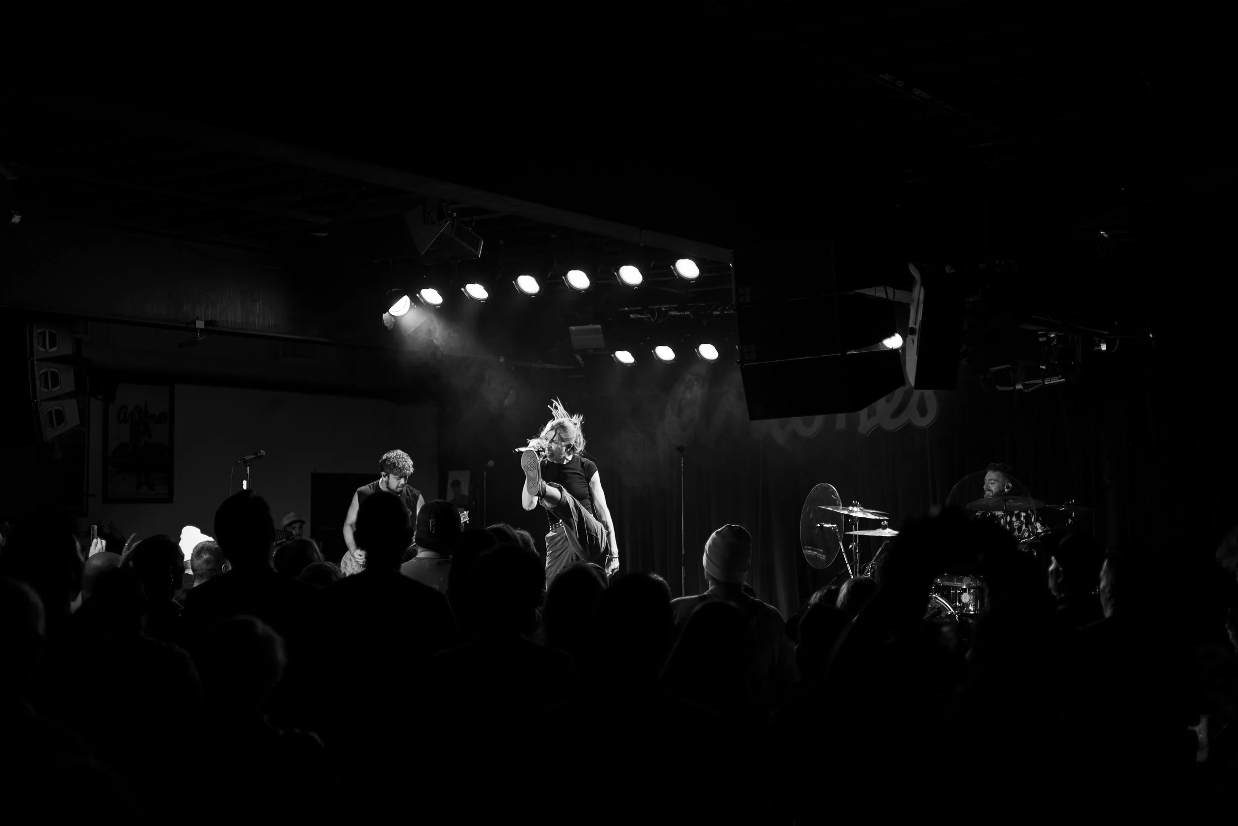  Taylor Acorn gets the crowd excited as she opens her set with the title track off her new album,  Poster Child.  