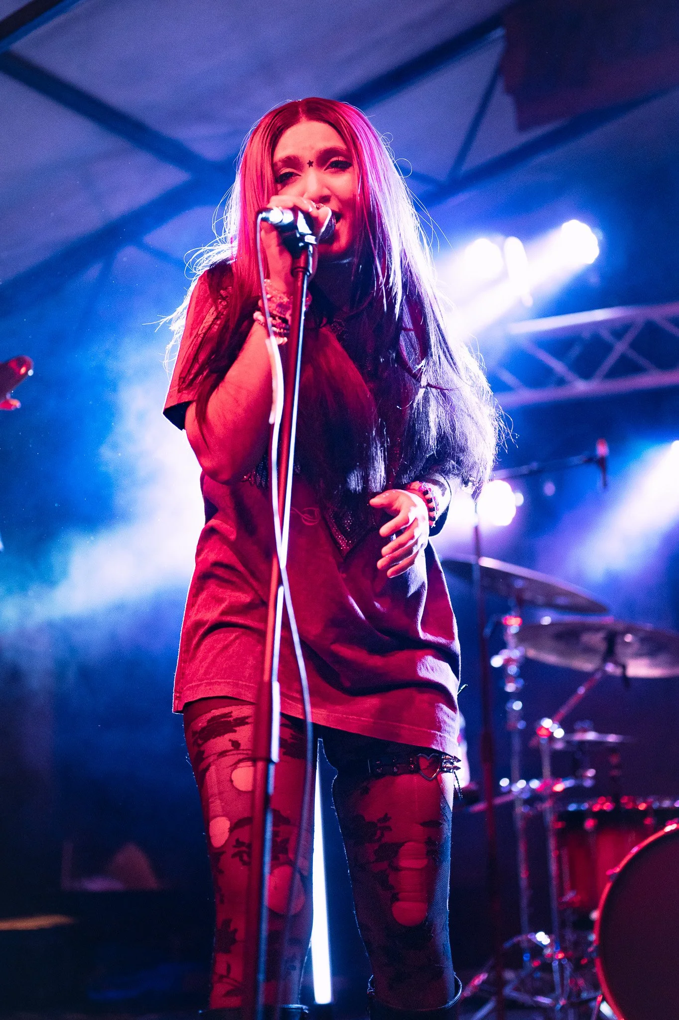  ivri performs melancholic songs from her latest album  the theory of you.  