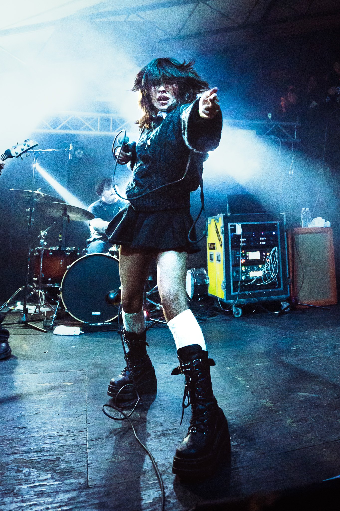  With gripping energy and powerful vocals, Violent Vira performs songs from her latest album  Lover Of A Ghost.  
