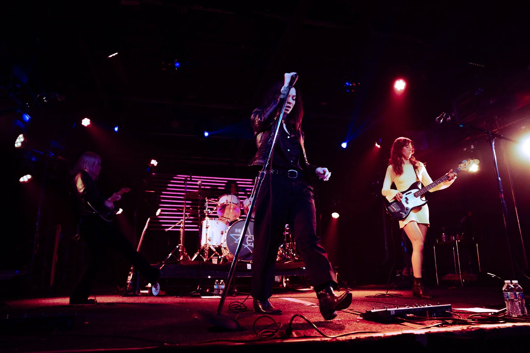  The Aces shout “Gold star baby!” while performing the title track “Gold Star Baby” off their 2025 album. 