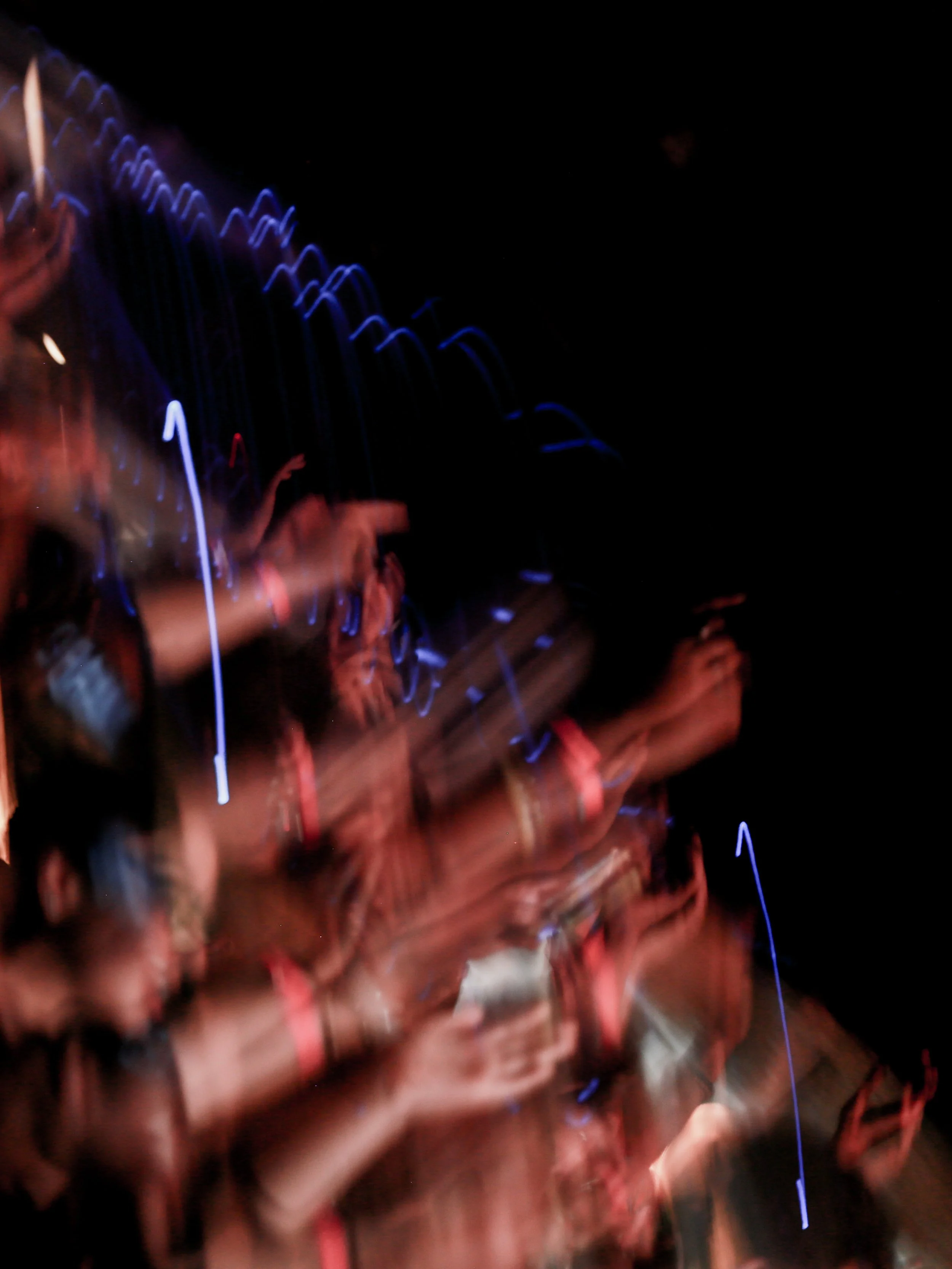  The crowd applauds as Jordan Ward’s angelic voice fills the air. 