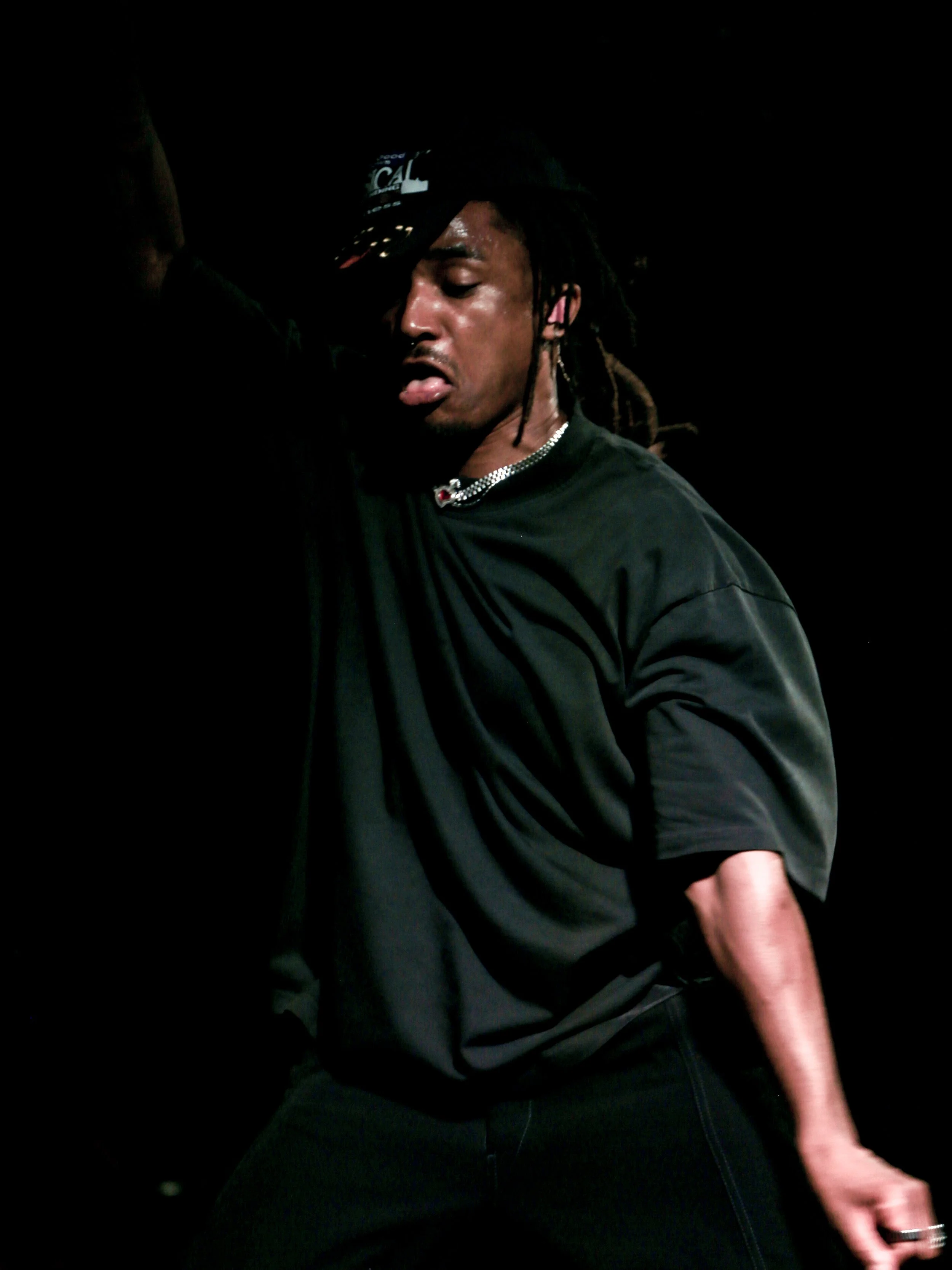  Ward sings the melodic trap-inspired track, “CUTTI.” 