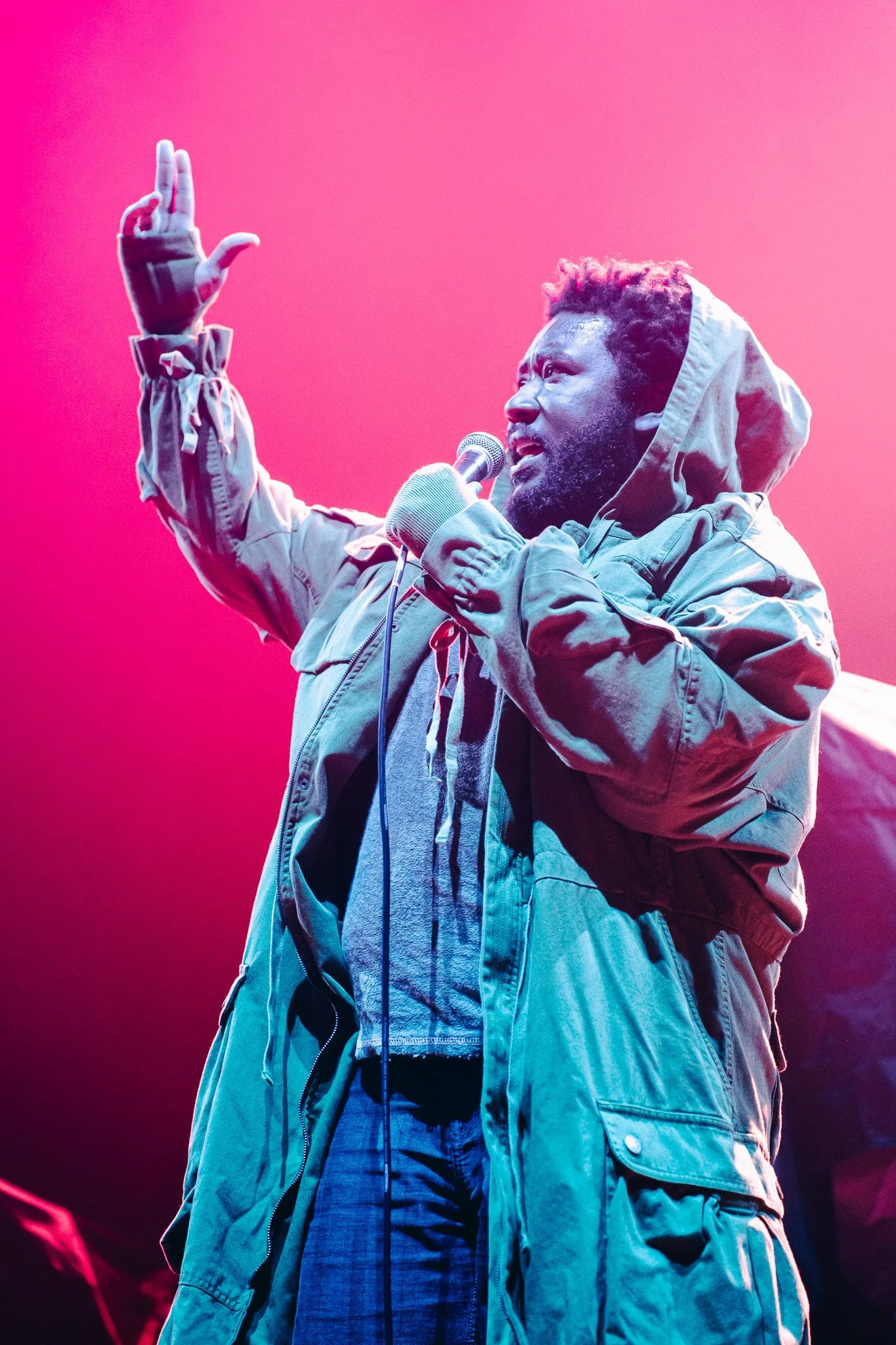  Multifaceted musician, producer, and professor Tariq-Al-Sabir opens his set with “Dry Flower.” 