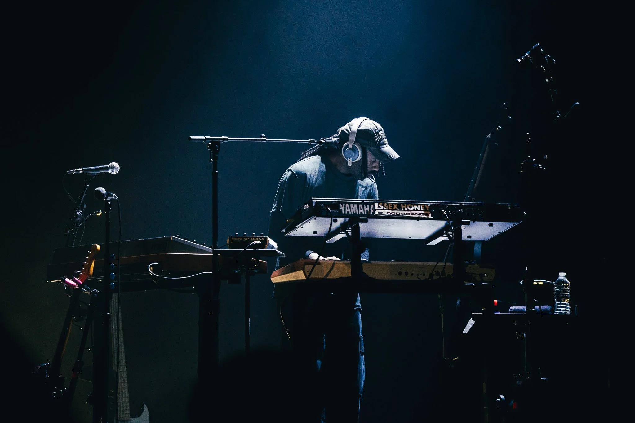  Hynes mixes beats and synths for “Thinking Clean.” 