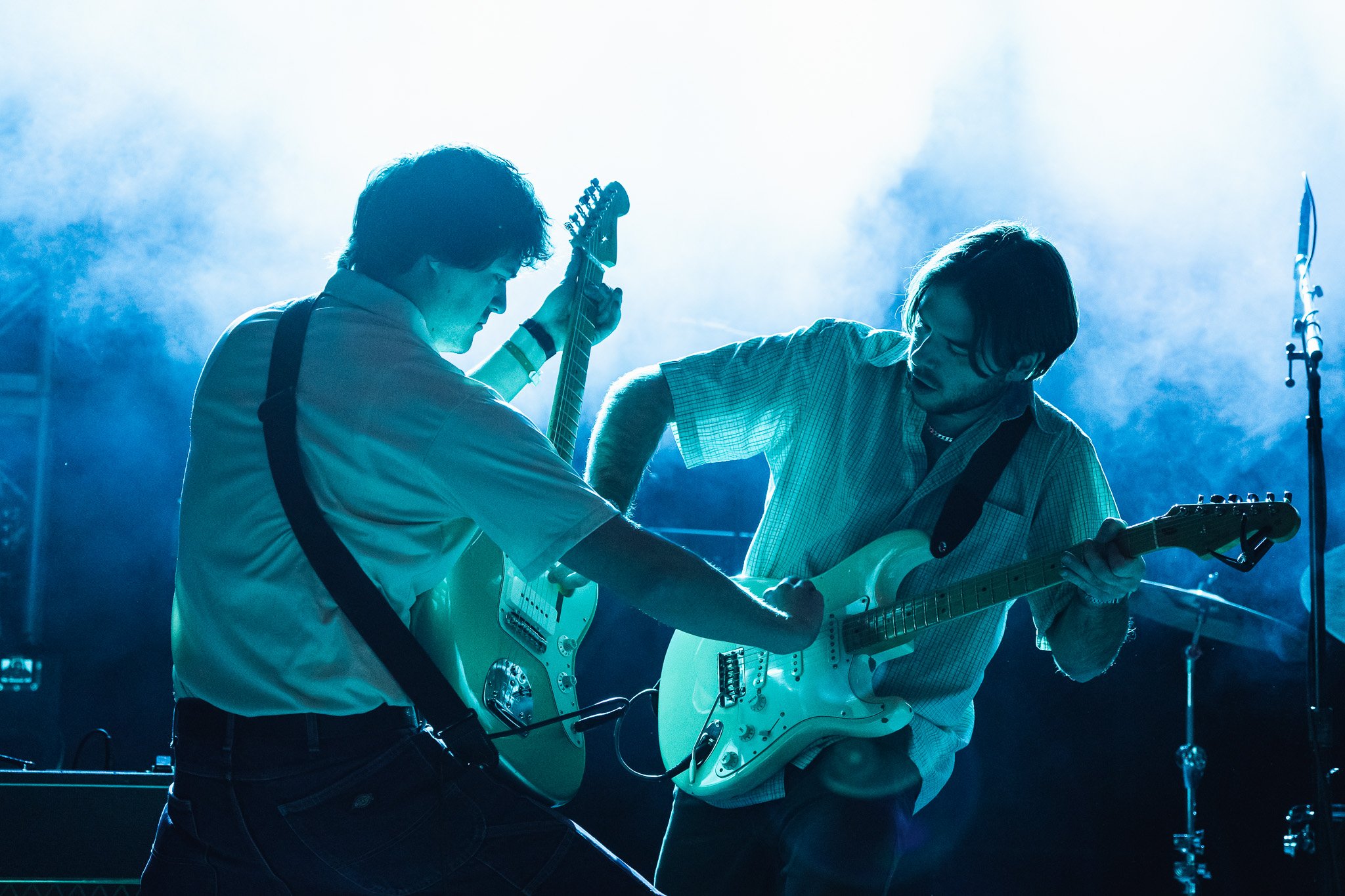  Lead vocalist of FEET, George Haverson, accompanies the band with the tambourine. 