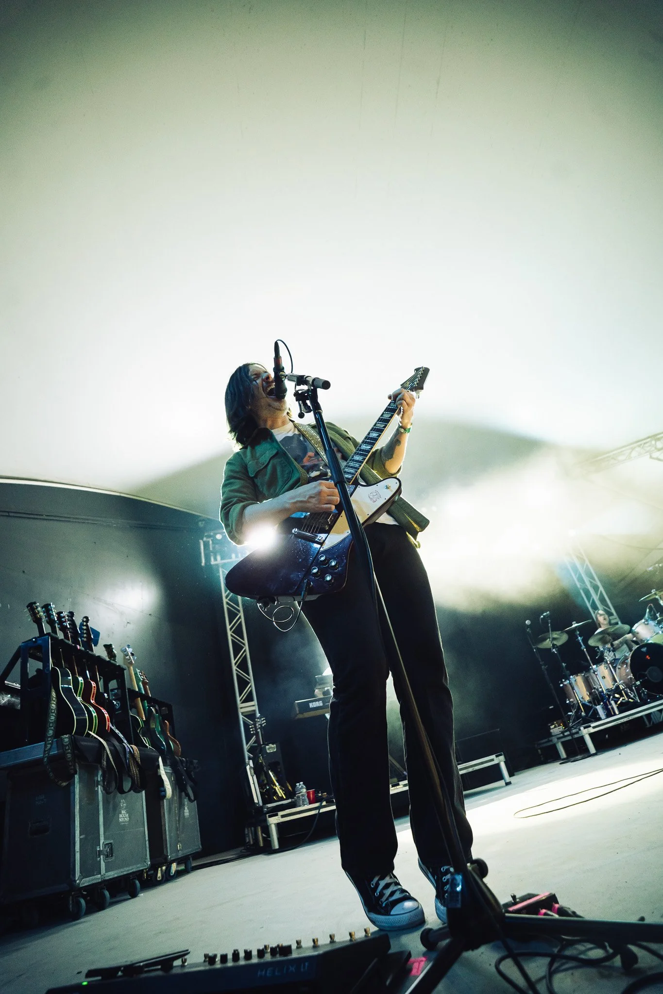  Ritter and guitarist Nick Wheeler enliven Stubb’s with their energetic performance of “My Paper Heart.” 