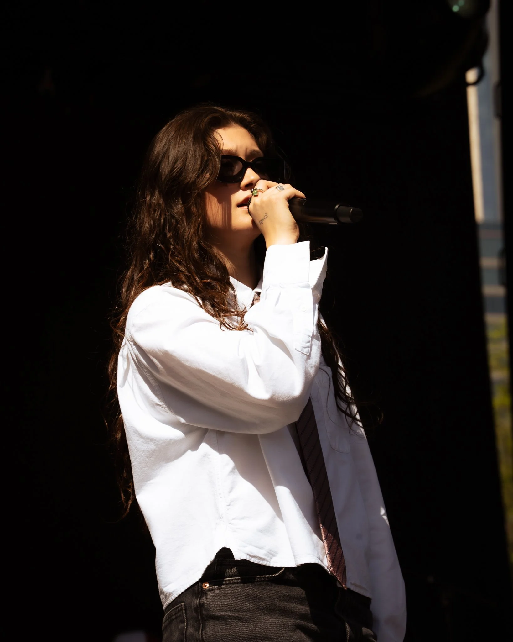  Canadian singer-songwriter Jade LeMac performs songs from her most recent album  Confessions . 