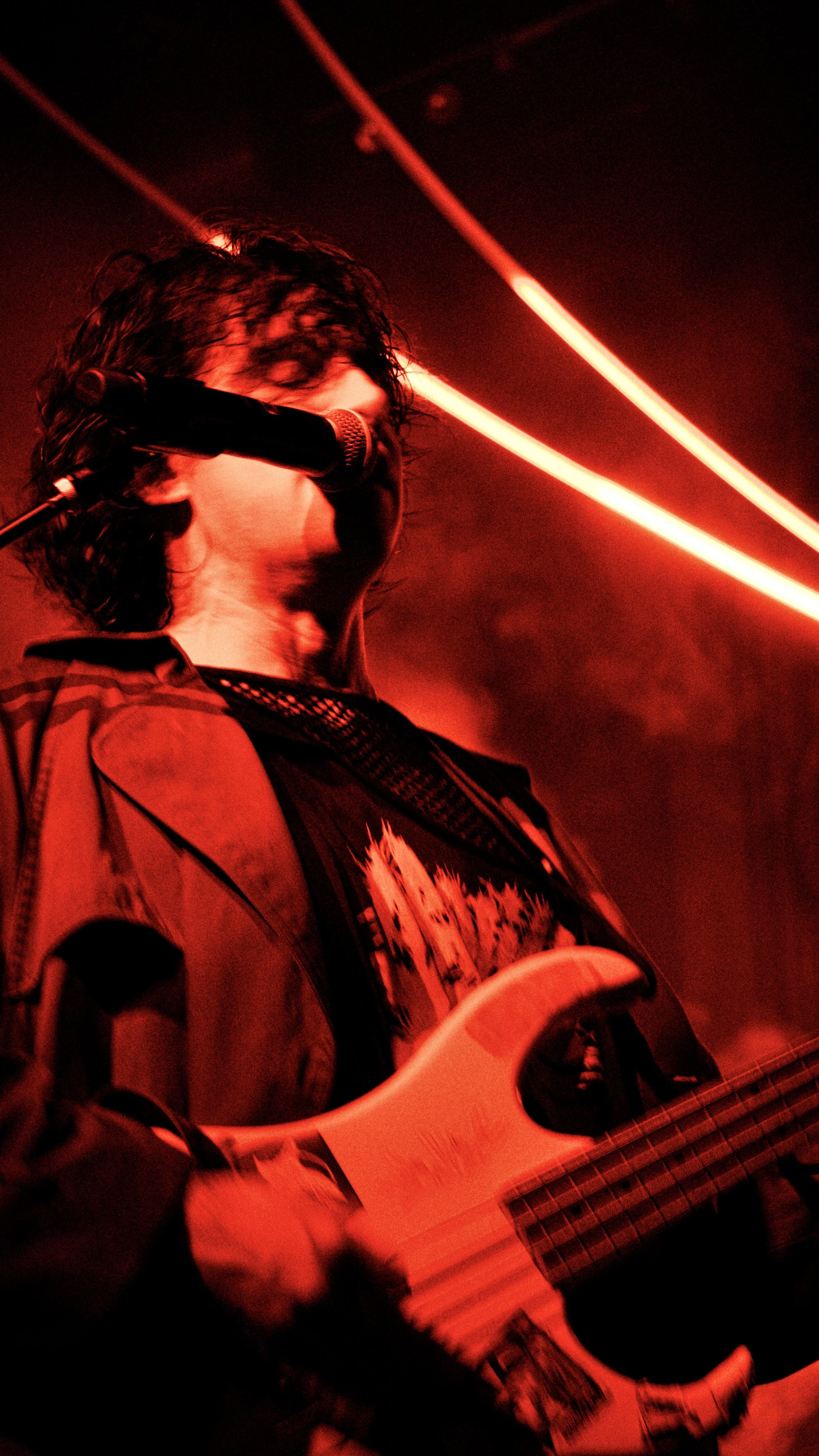  Lead singer of Machine Girl, Matt Stephenson, begins the set with their song “Out by 16 , dead on the scene” from  Wlfgrl , the album that put the band on the map. 