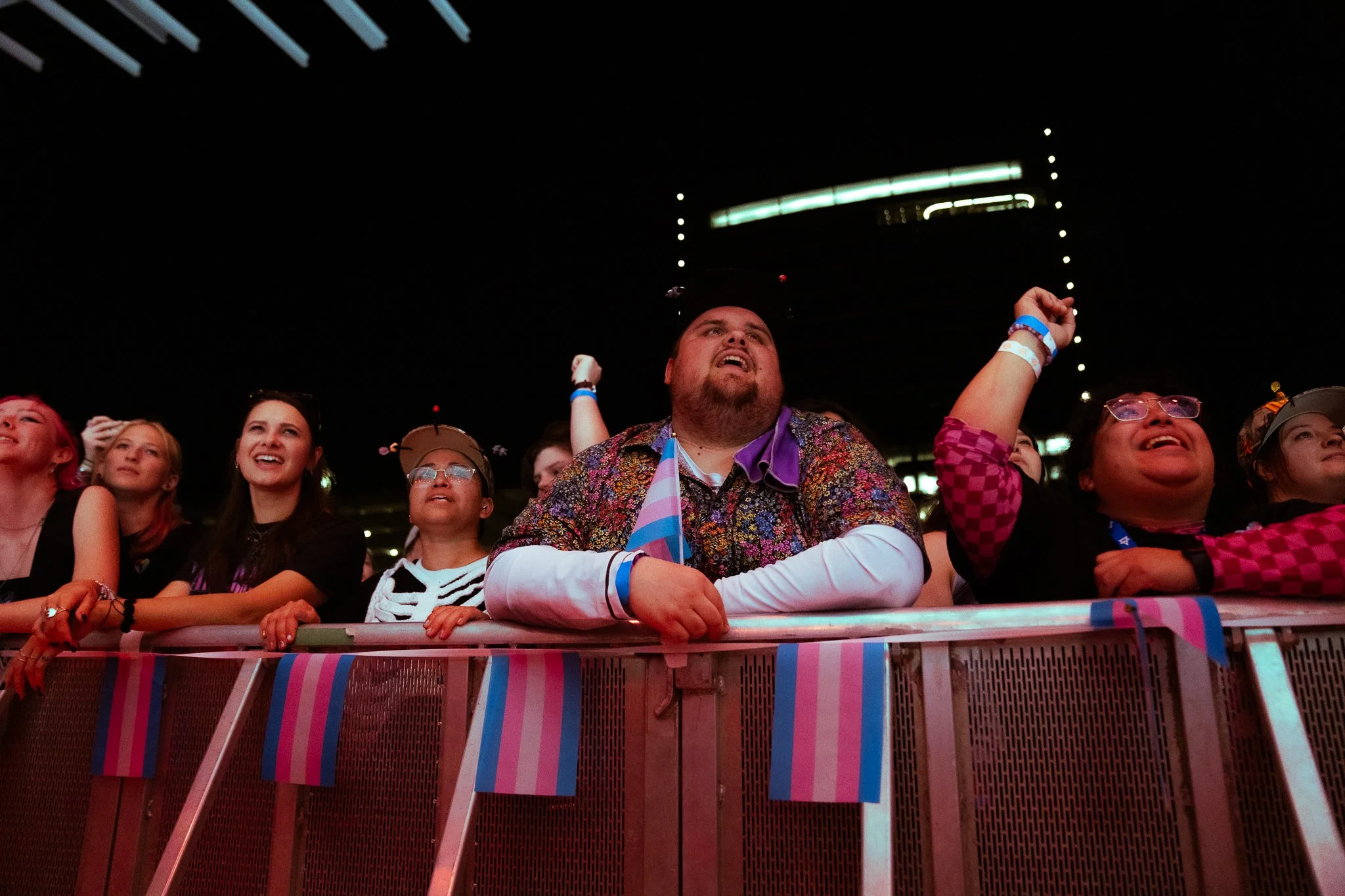  &nbsp;Fans scream the lyrics of “Our Song”: “And if I gotta fight you, love you, or leave you / Boo roll your sleeves up keep your hands up too.” 