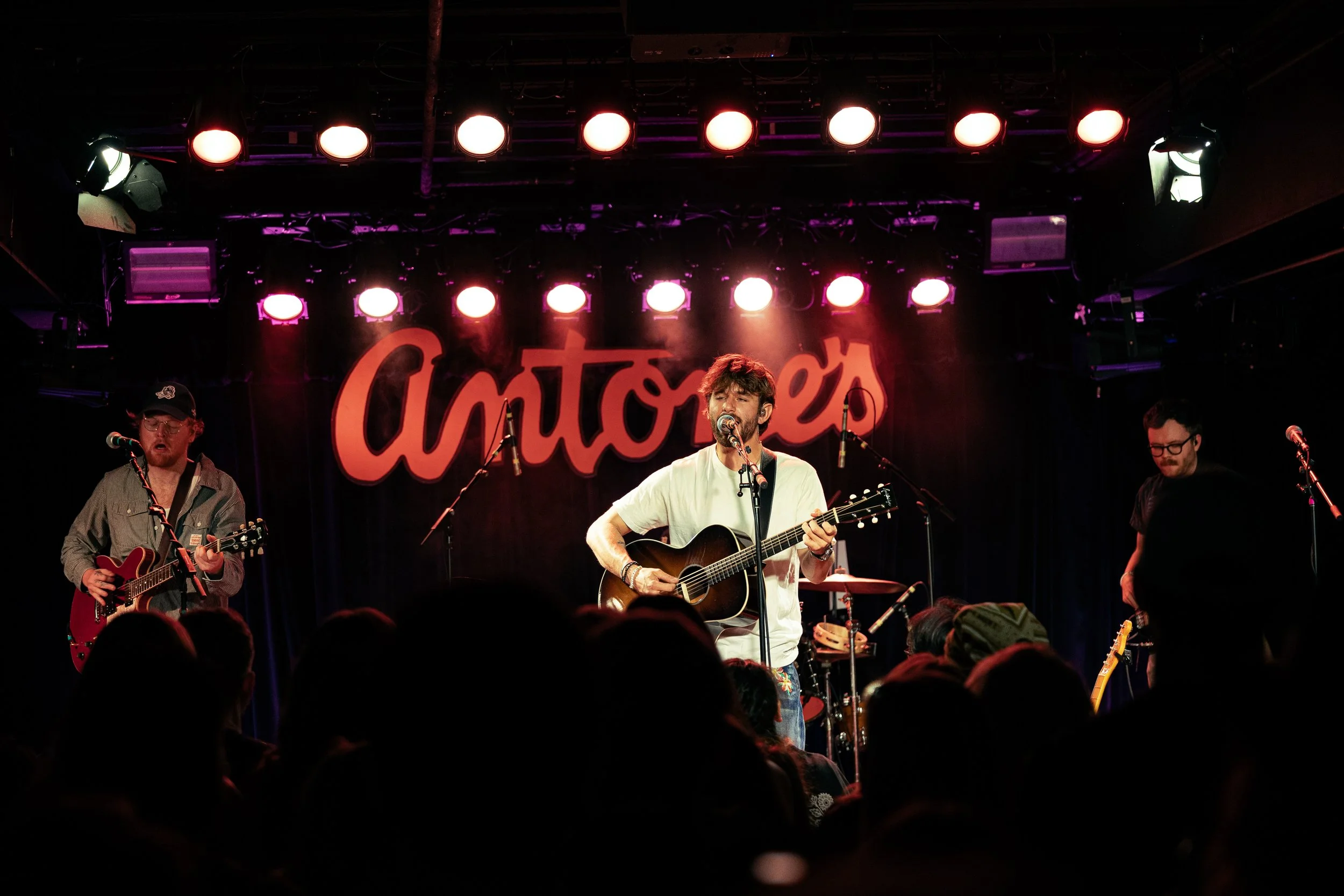  Kagen spiritedly plays his guitar&nbsp; during the last show of his U.S. tour. 