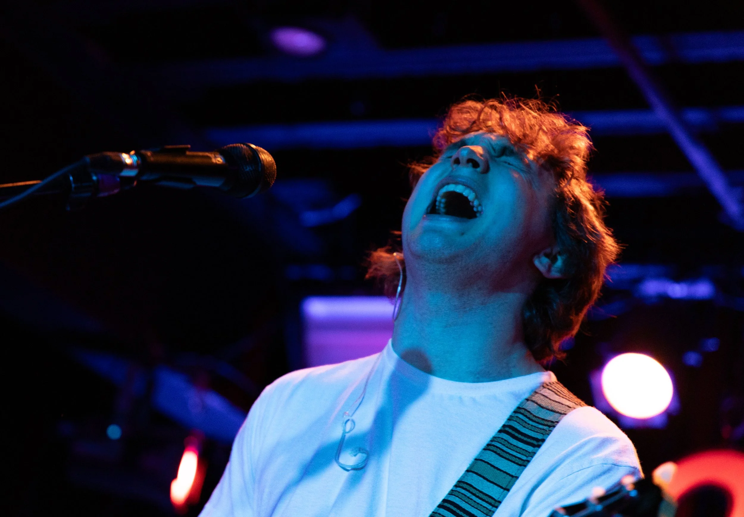  Lead vocalist of Edgehill Chris Kelly screams the lyrics to "Just Got Clean": "You're a steady job / I'm a slot machine / I'm a real bad habit / And you just got clean.” 