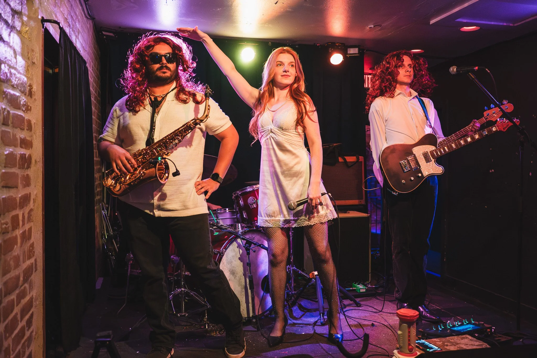  Lynndigo starts her set by having the audience guess who the real Lynndigo is. 