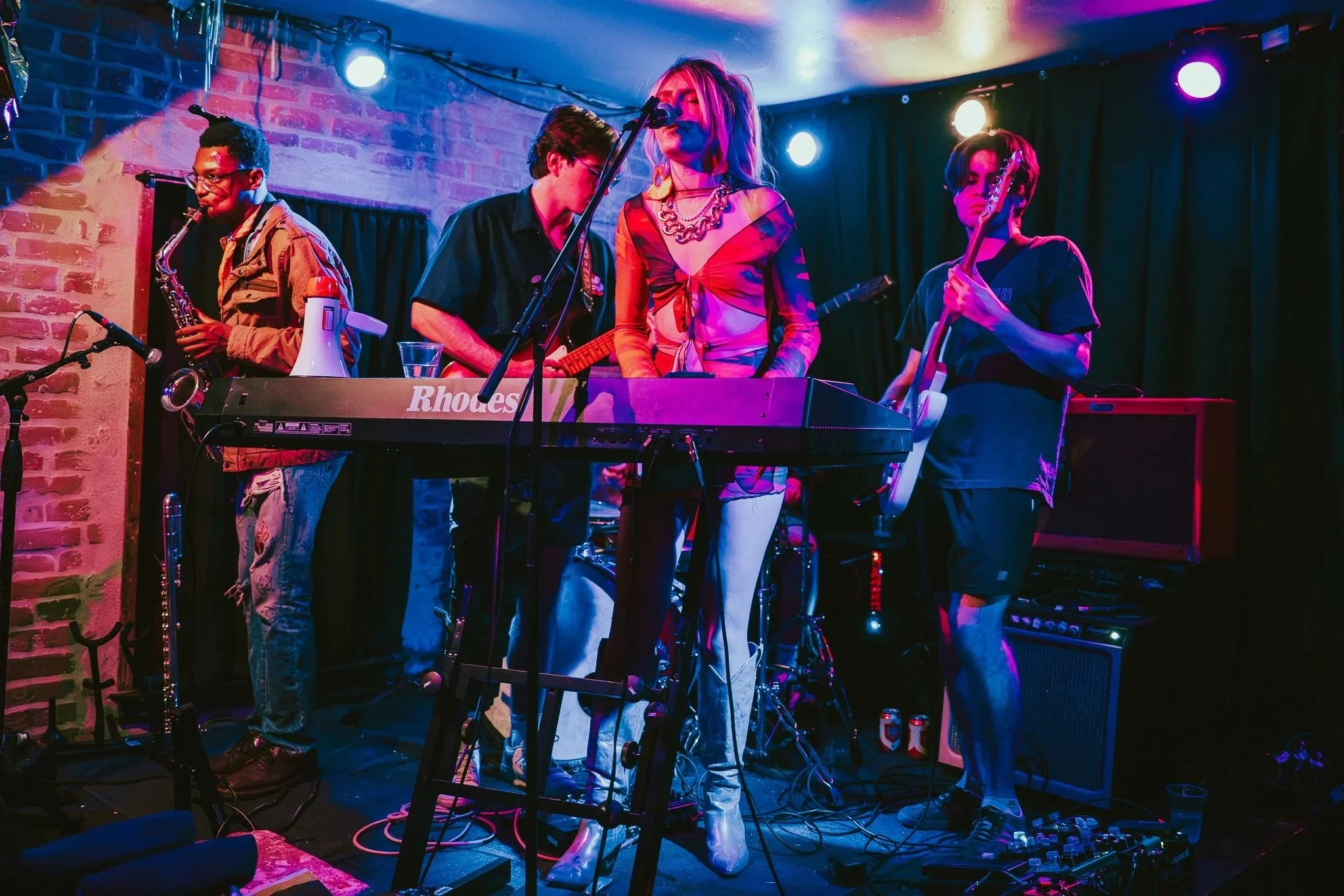  Camille Stities opens her set with a cover of “Everything She Wants” by Wham!. 