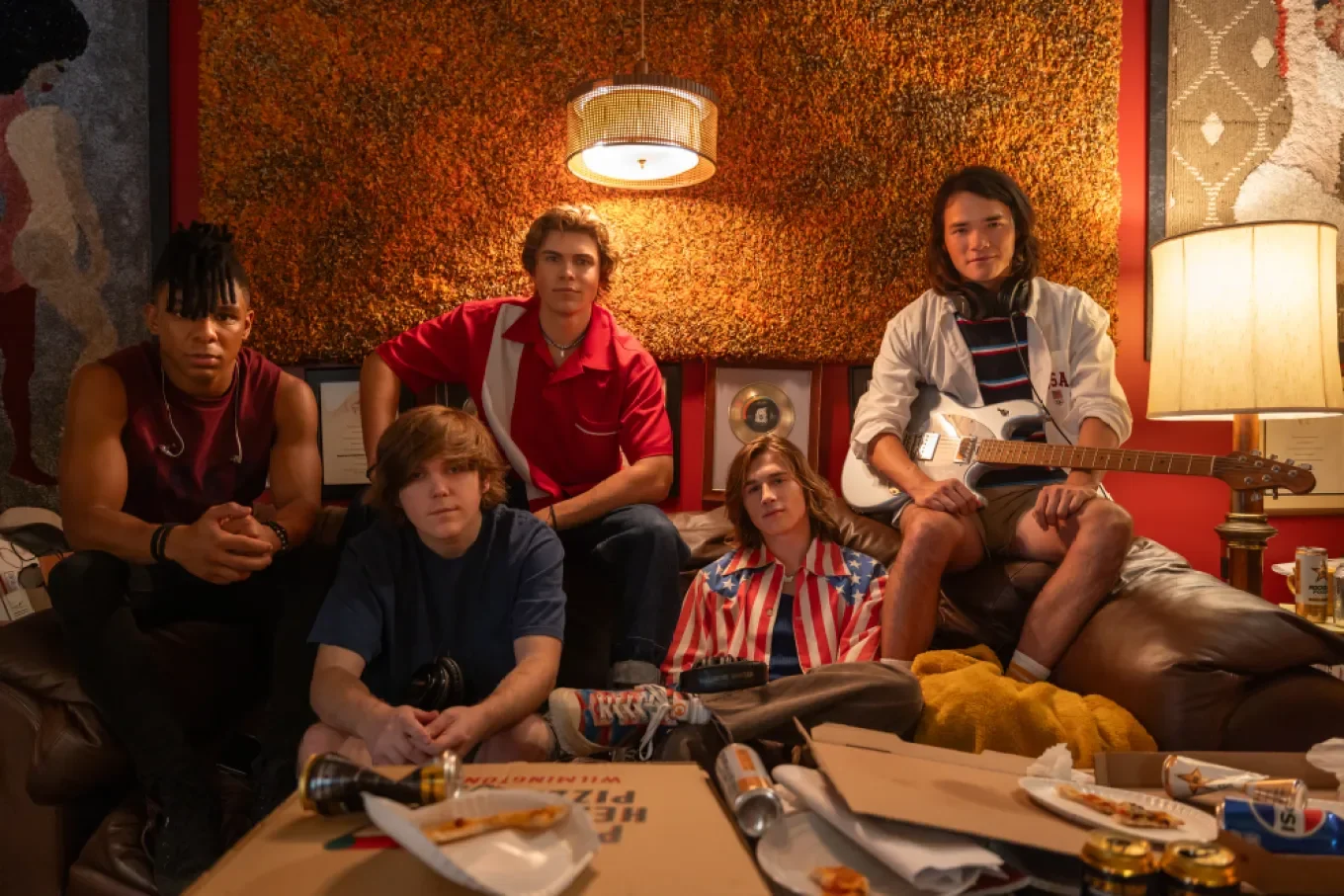 The Runarounds: From Screen to Stage