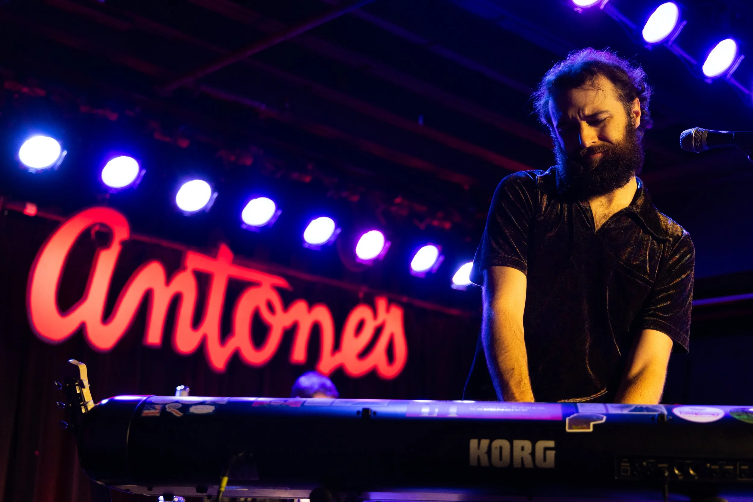  Sexpop’s keyboardist grooves out to “Hypnotize” from the album  Sexpop 2 . 