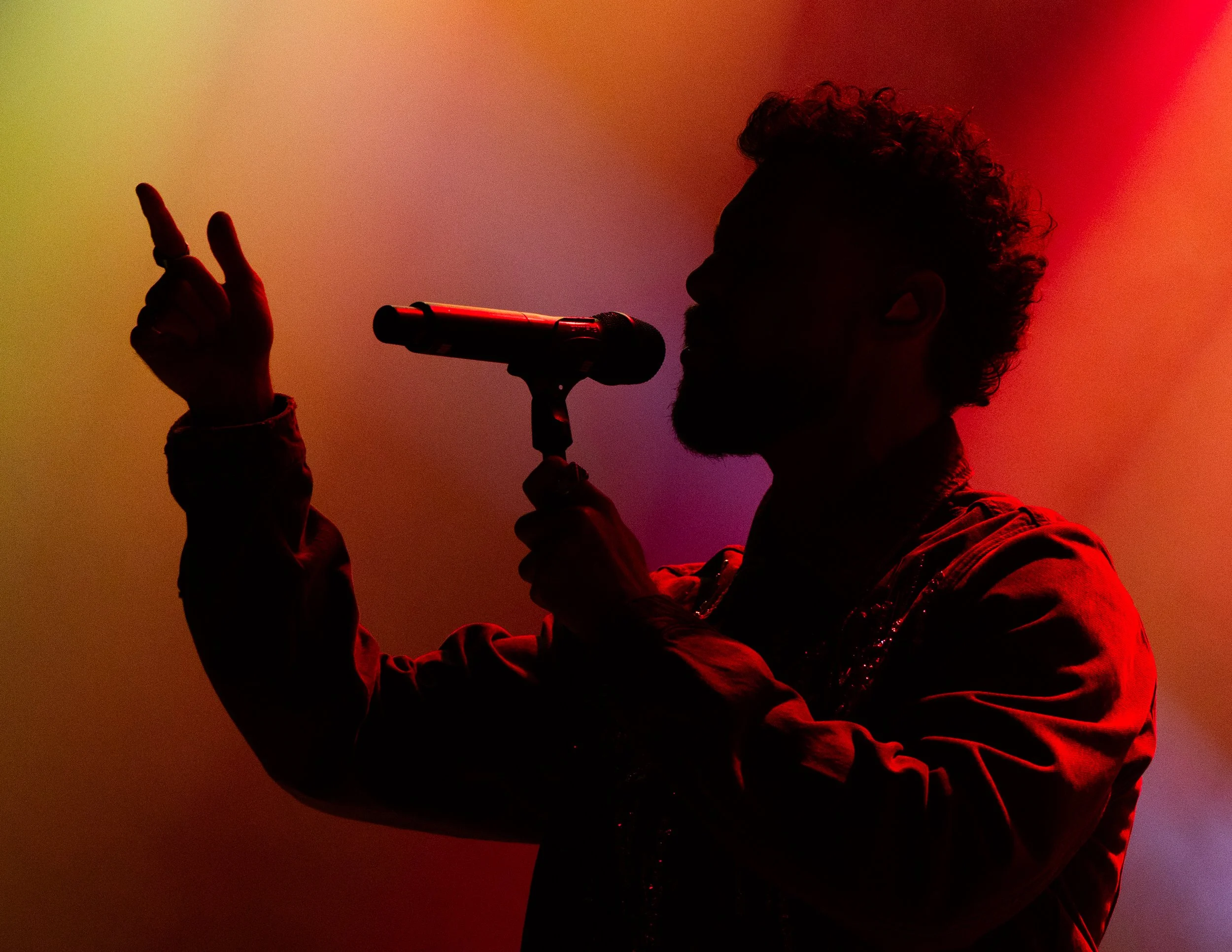  &nbsp;Scott sings the outro to “Roots.” 