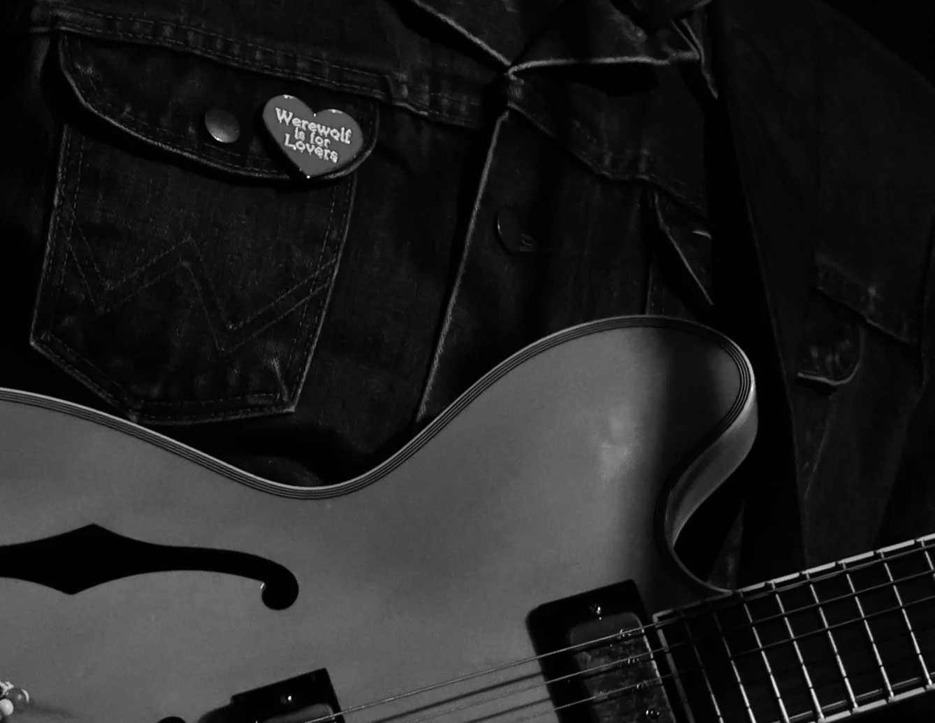  Joseph Settine wears a ‘Werewolf is for lovers’ pin as he opens the set with “Super Bowl Sunday” from the band’s latest album  Werewolf . 
