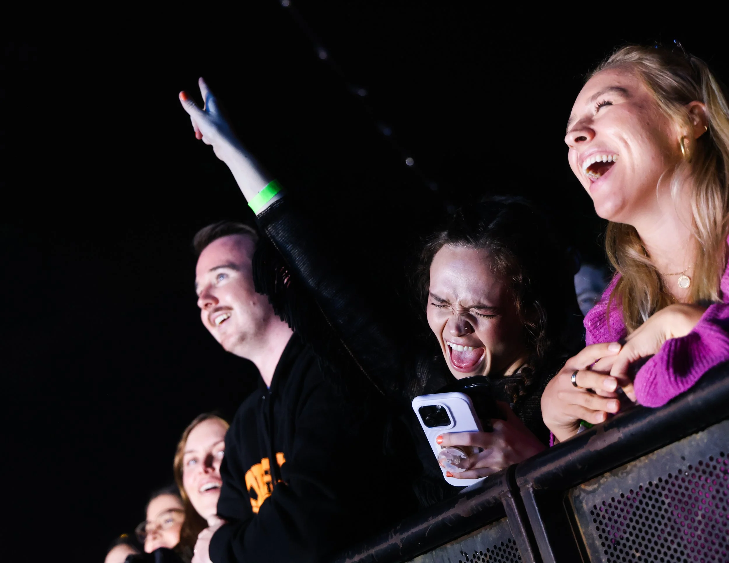  Fans scream as The Brook &amp; The Bluff performs “Off the Lawn.” 