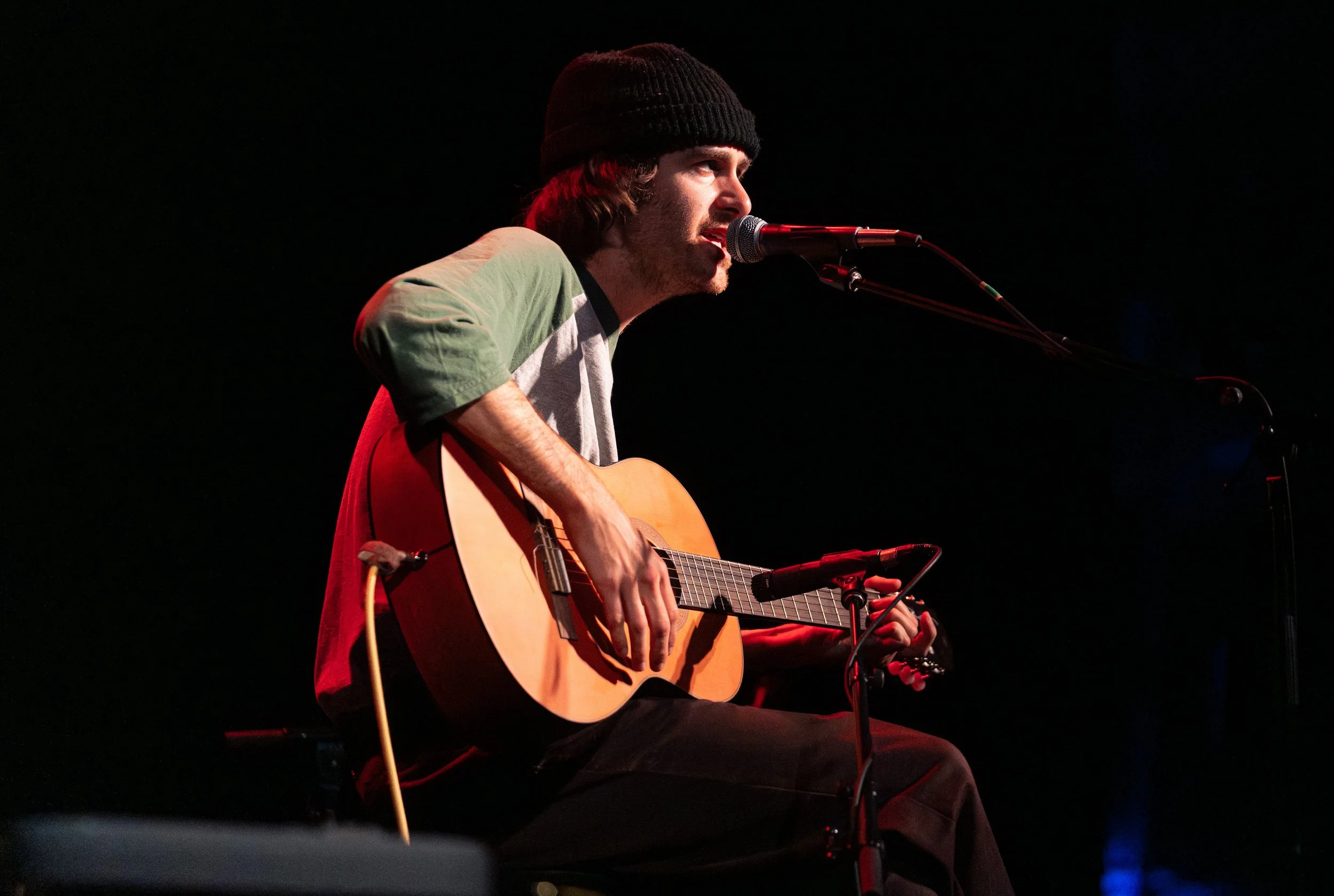  Andrews sings the introspective lyrics of “What’s Good?” from his latest album  STREETSWEEPER:  “What’s good for your heart? / What’s good for your soul? / I don’t know, make it up as I go.” 