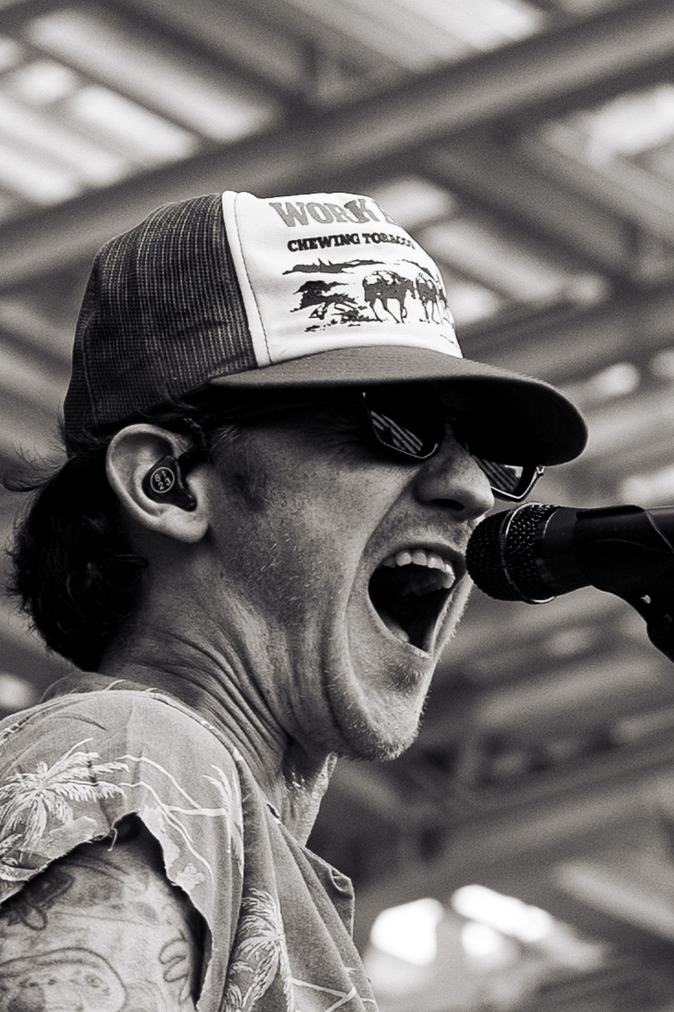  Santino passionately performs Beach Weather’s most popular song “Sex, Drugs, Etc.” from its 2023 album  Pineapple Sunrise . 