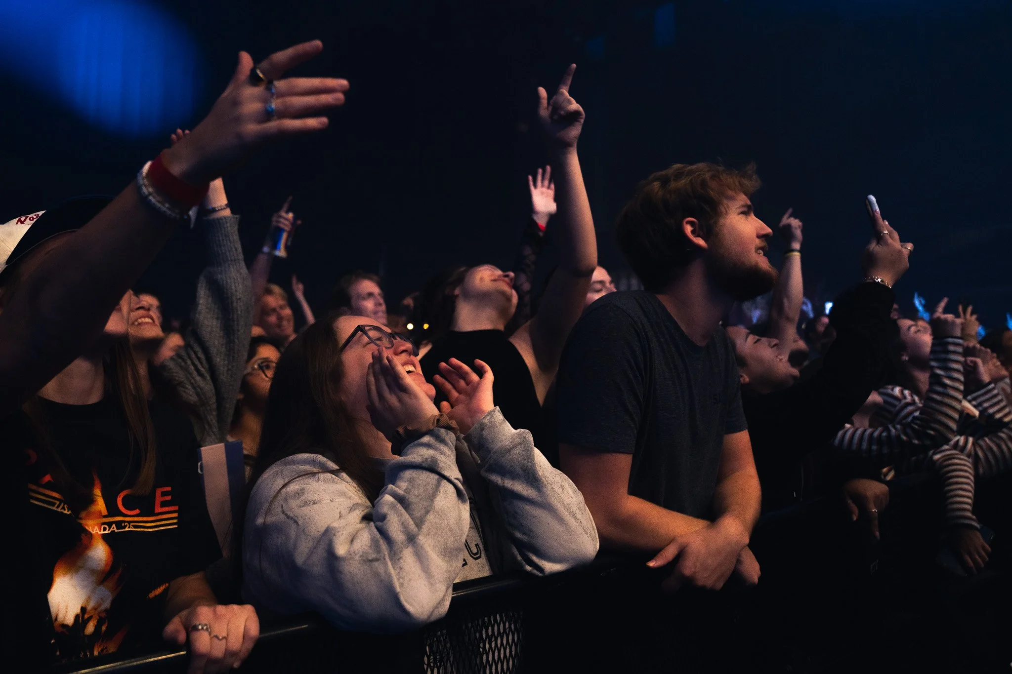  Fans on the barricade scream out the lyrics to “Bitter”: “Why am I bitter, bitter, bitter? / Why am I always led astray? / It’s gonna get better, better, better / I’ve always heard you say.” 