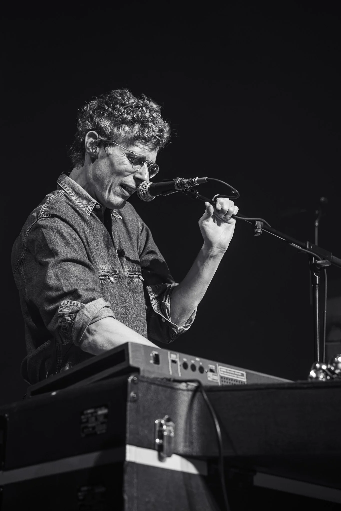  Multi-instrumentalist Michael Riddleberger sings and plays keys during the performance of "Modern Girl.” 