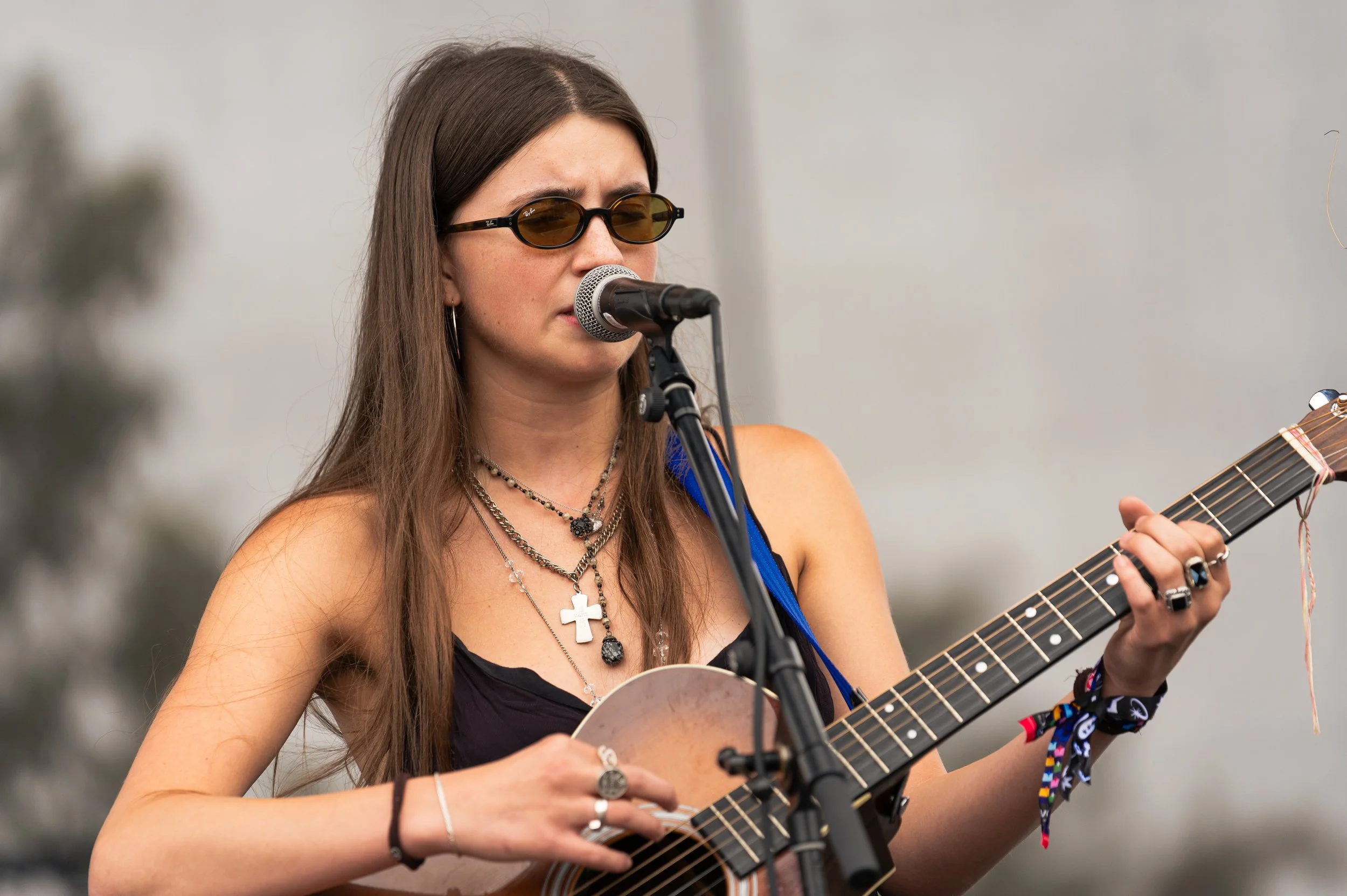  Singer-songwriter Emma Ogier performs “Keep You,” a single from her upcoming album  Fly 1111.  