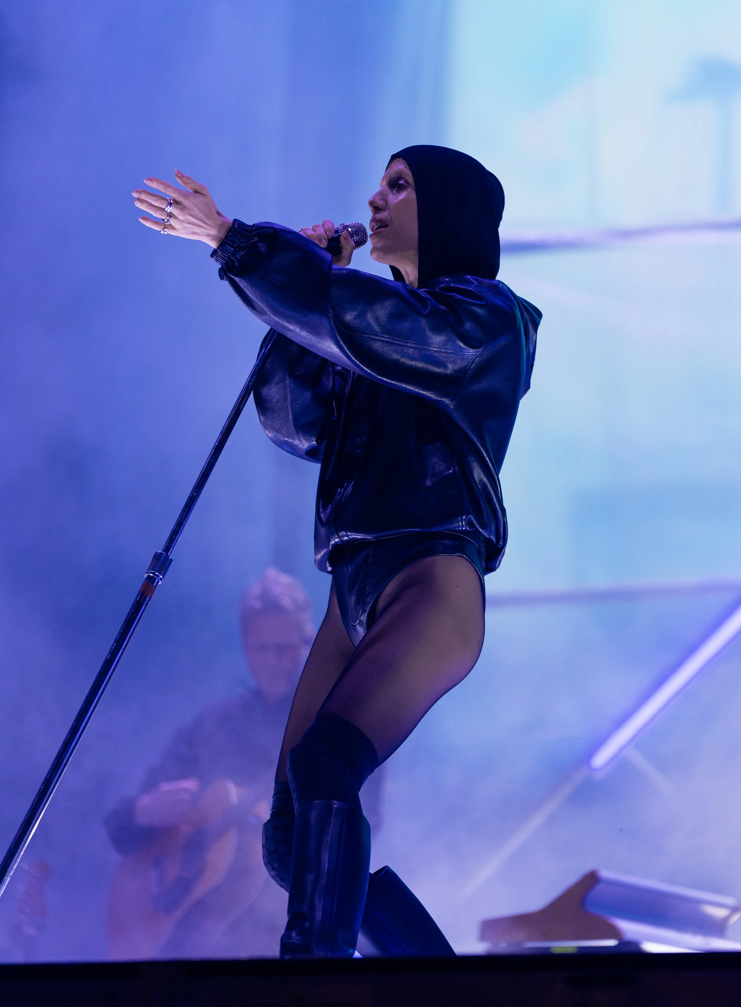  Swedish singer-songwriter Lykke Li begins her set at Austin City Limits with the titular track “I Never Learn” from her 2014 album  I Never Learn.  
