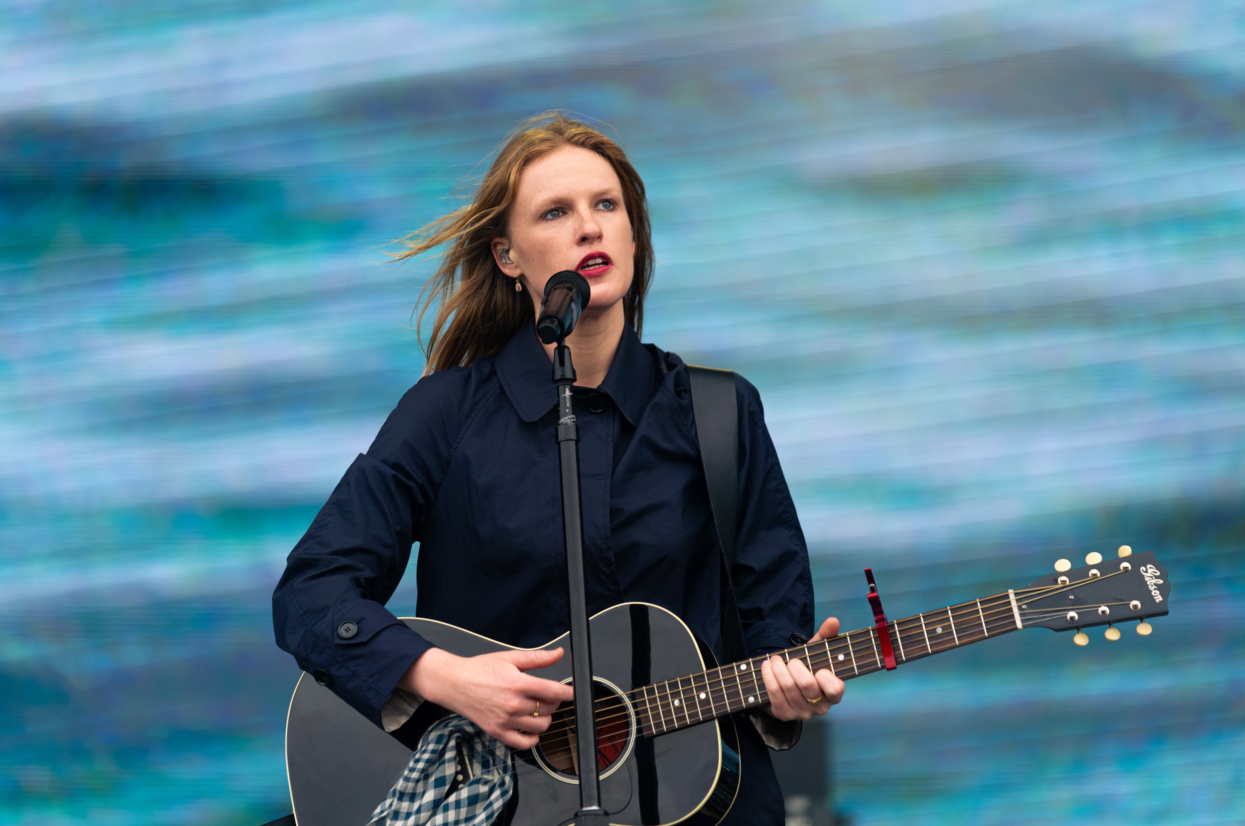  Hobert slows down for “Wet Hair”: “And you pull me in / Only to pull away / Did you have a clue we'd end up in bed / With you begging me to stay? (Ooh, ooh, uh).” 