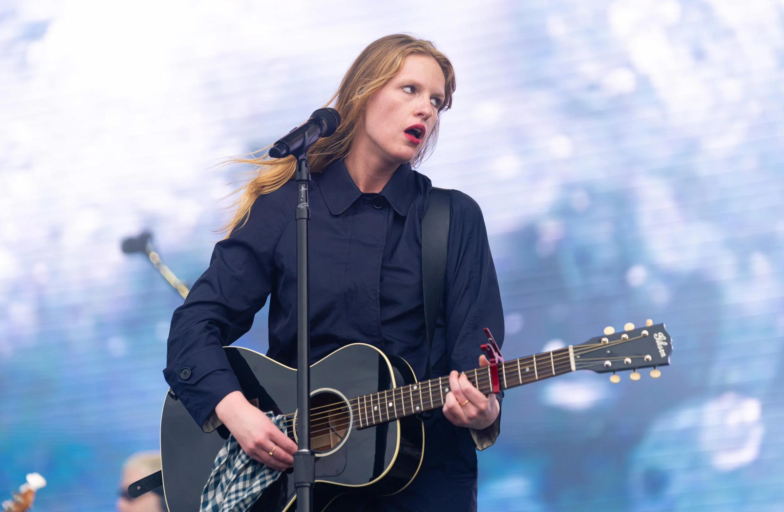  Hobert slows down for “Wet Hair”: “And you pull me in / Only to pull away / Did you have a clue we'd end up in bed / With you begging me to stay? (Ooh, ooh, uh).” 