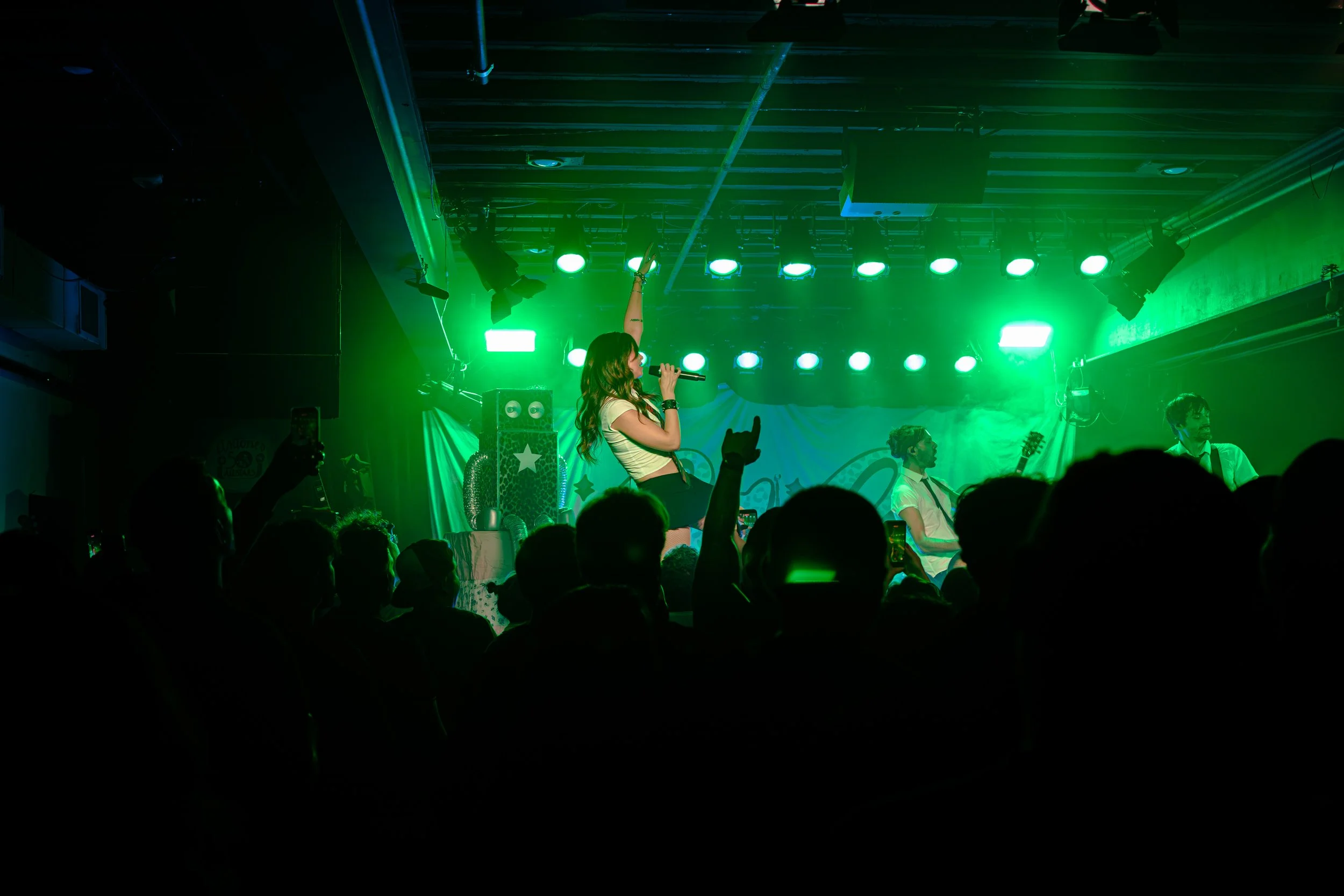  Mandel dances on stage during “u turn me on (but you give me depression).” 
