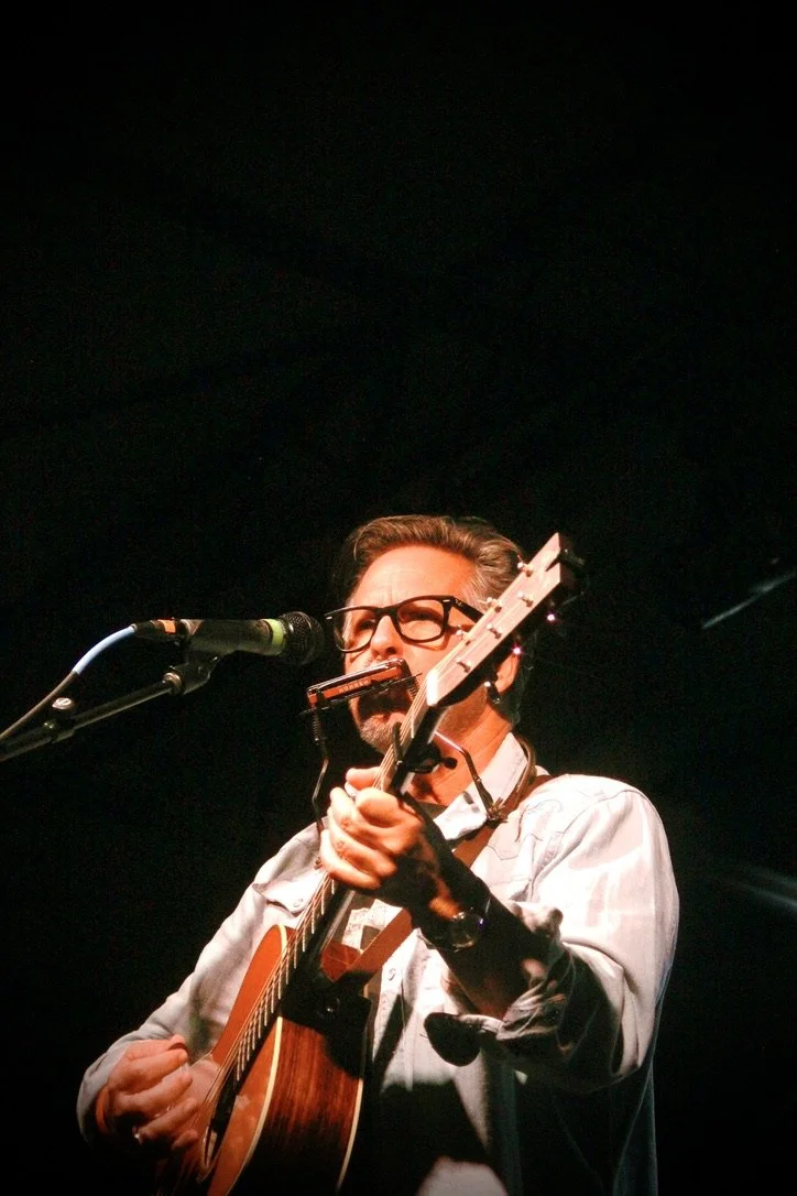  John Rouse gives an acoustic set with the crowd-favorite song “Love Vibration.” 